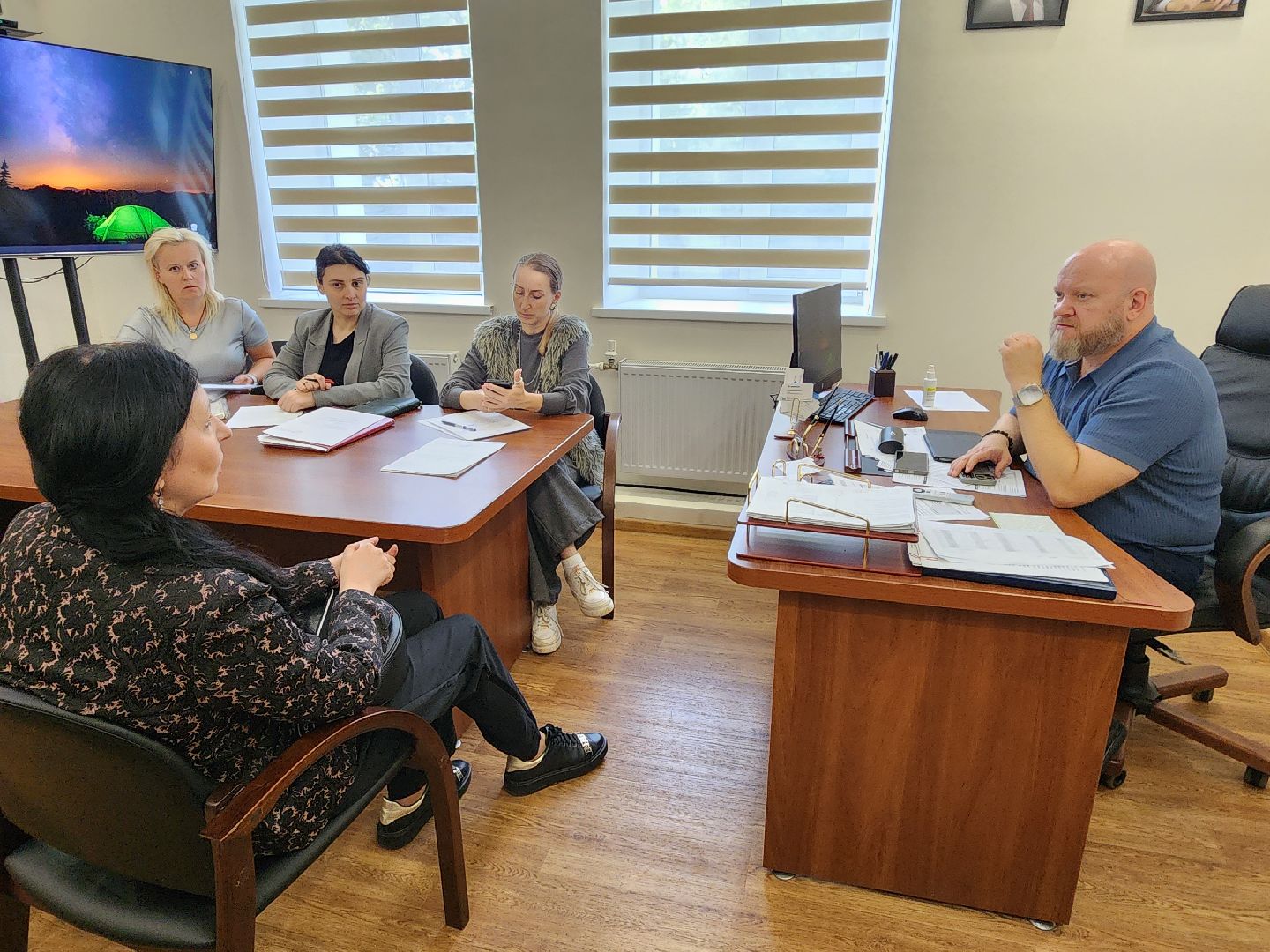 чехов, чеховская больница, поликлиники, главный врач андрей попов, горячая линия главврача, обращения пациентов, отдел качества, запись к врачам, вызов врача на дом, вакцинация, жалобы и проблемы, предложения, отзывы, терминалы, личный прием главврача, телефон 122, минздрав мо,