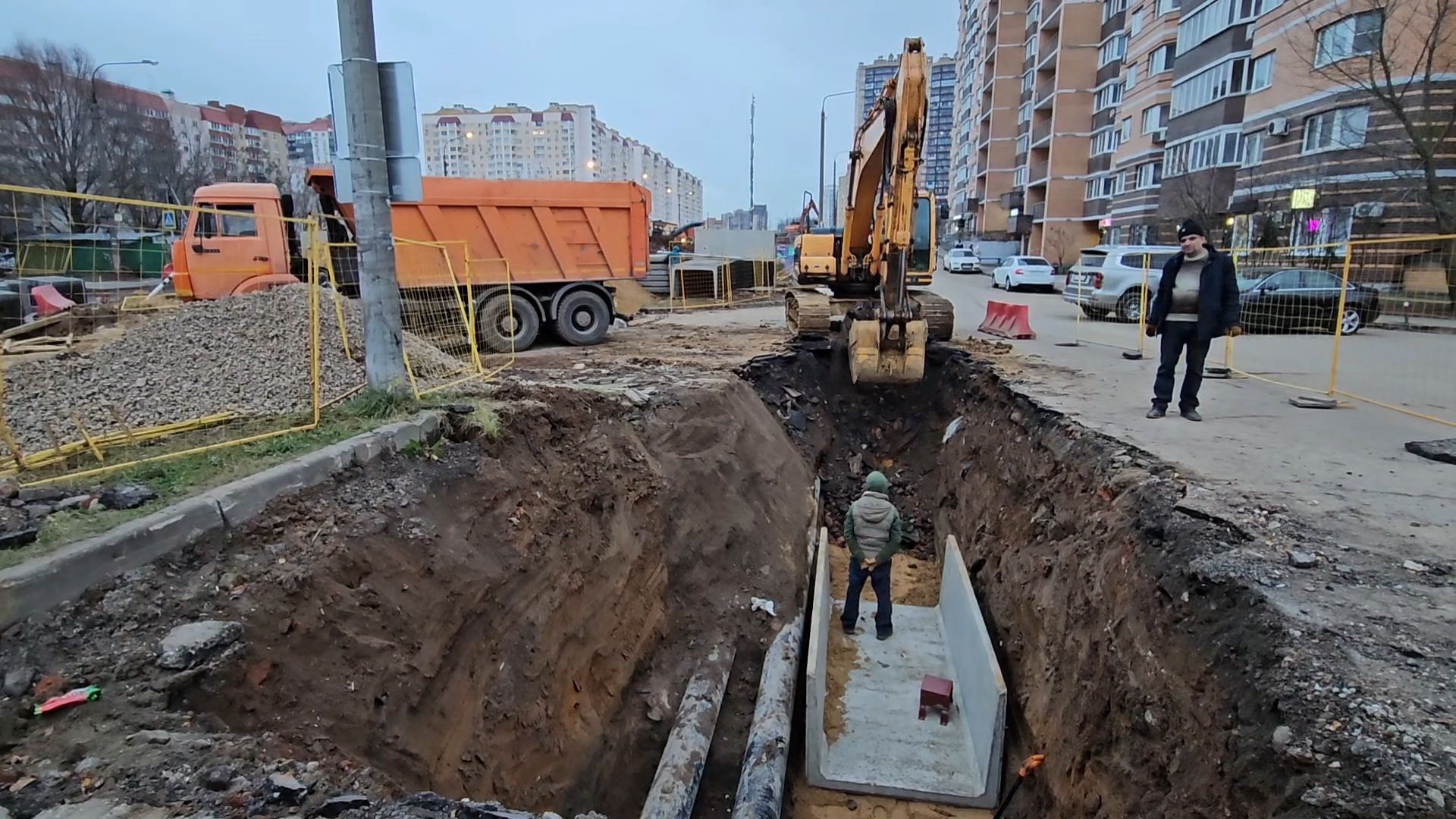 долгопрудный, молодежная улица, ливневая канализация, теплосеть, ремонт, инженерные коммуникации,