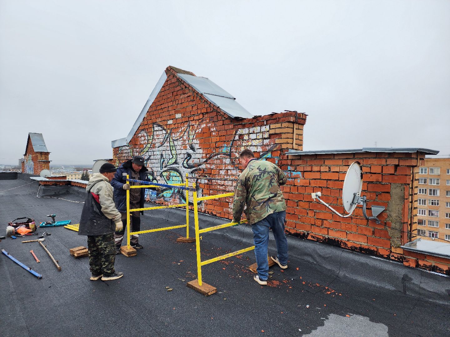 сергиев посад, сергиево-посадский городской округ, ук посадское обслуживание домов, управляющая компания, ремонт кровли, мягкая крыша, установка парапетов, ремонт крыши, многоквартирные дома,