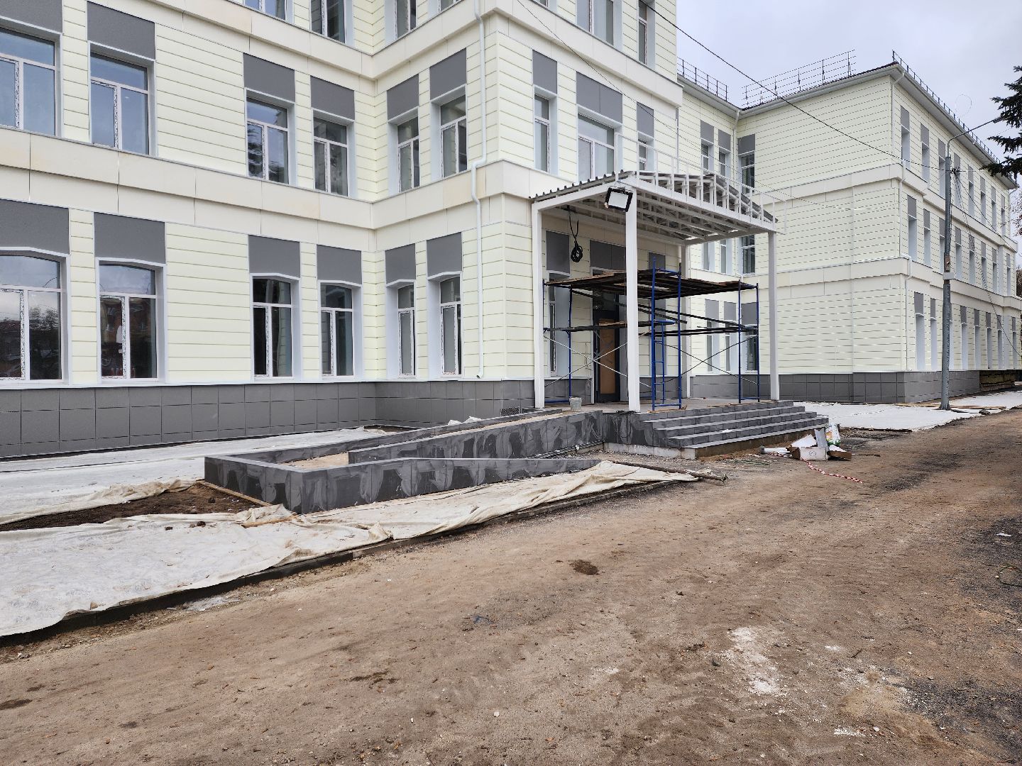 раменское, строительство, капитальный ремонт терапевтического корпуса раменской больницы, внутренняя отделка помещений,