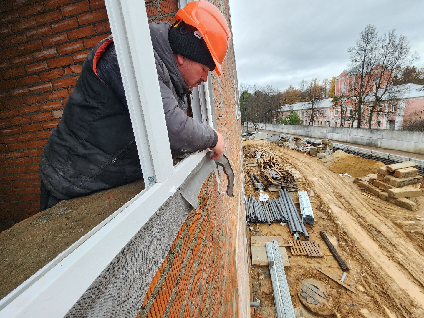 чехов, поселок мещерское, психиатрическая больница, новый лечебный корпус, строительство, реконструкция, остекление, установка окон, монтаж оконных блоков, стеклопакеты, утепление, гидроизоляция, фасадные работы,инженерные сети, внутренняя отделка помещений, нацпроект здравоохранение, госпрограмма московской области,