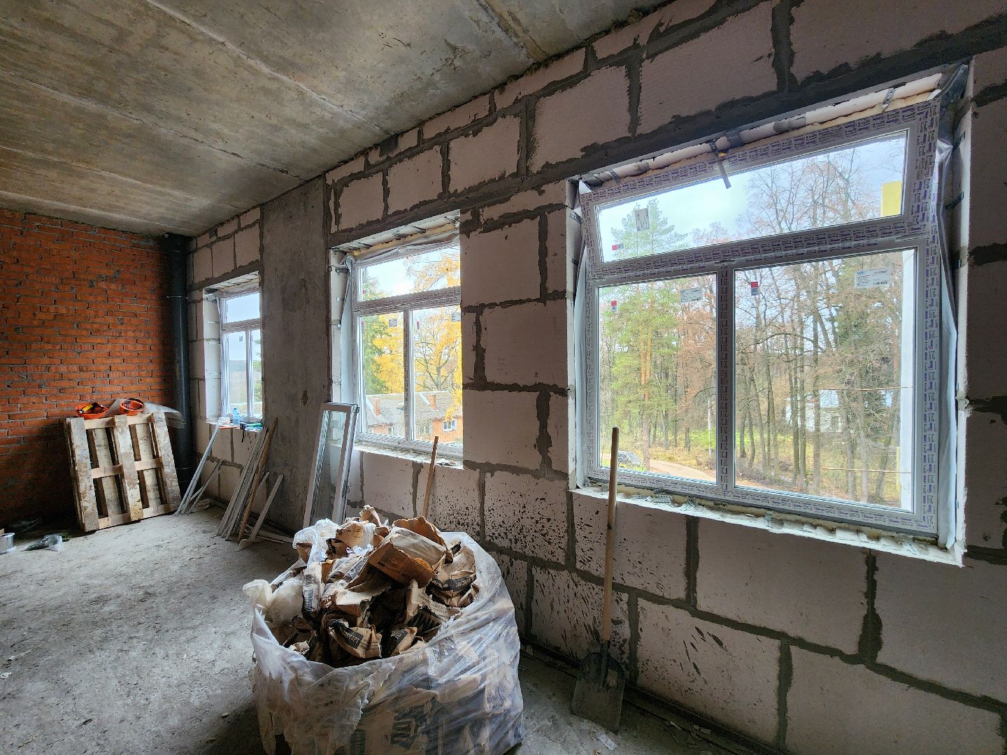 чехов, поселок мещерское, психиатрическая больница, новый лечебный корпус, строительство, реконструкция, остекление, установка окон, монтаж оконных блоков, стеклопакеты, утепление, гидроизоляция, фасадные работы,инженерные сети, внутренняя отделка помещений, нацпроект здравоохранение, госпрограмма московской области,