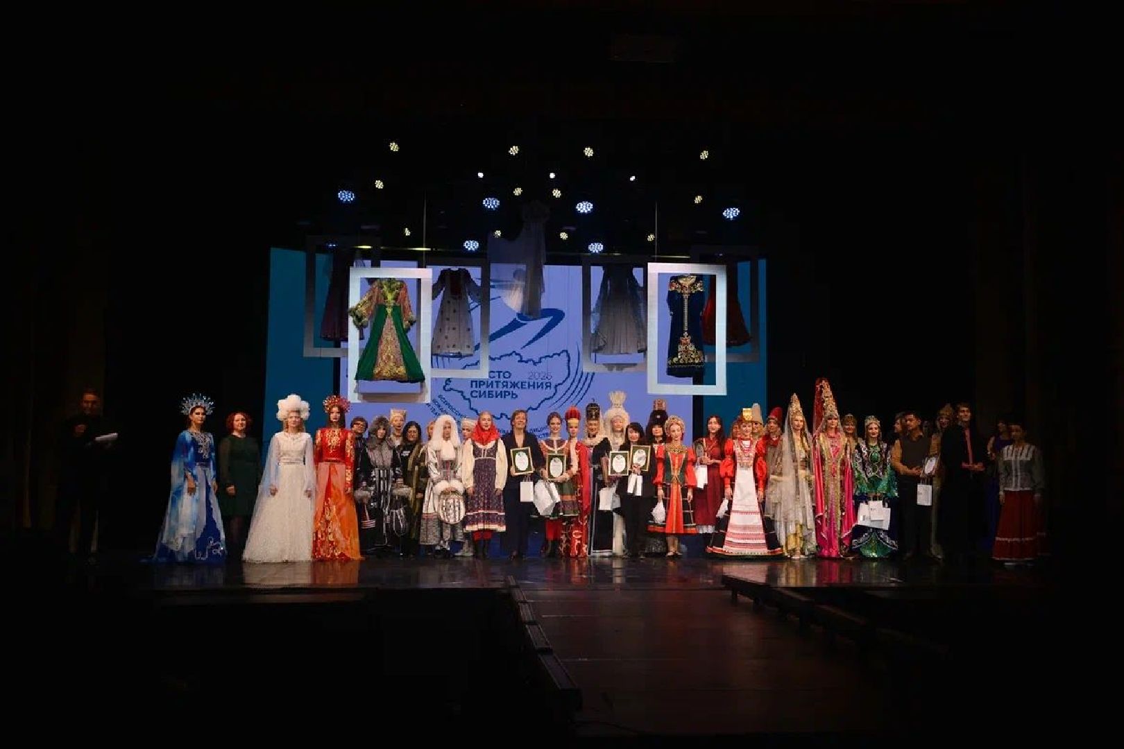 Подольск , Дворец культуры Октябрь, театр моды эксклюзив,