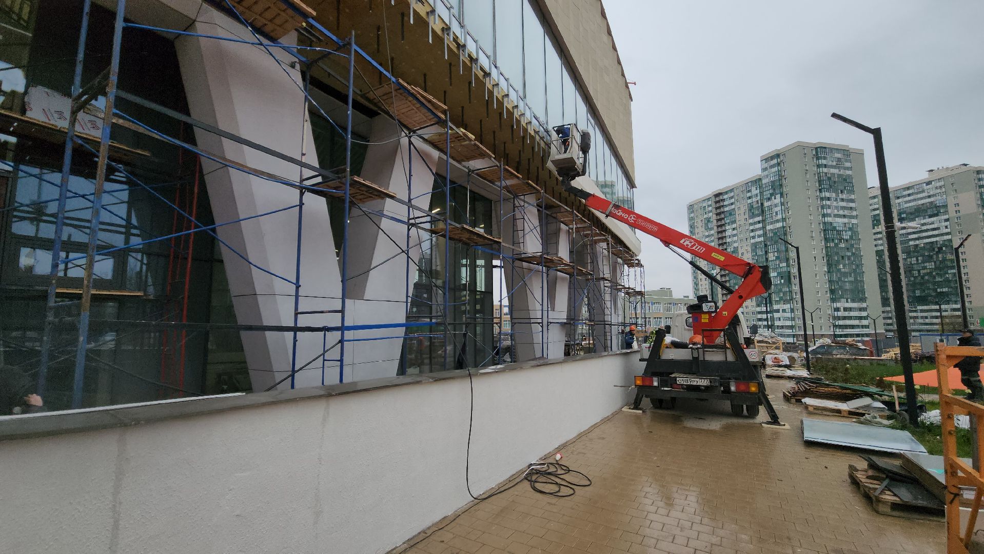 строиетльство школы, красногорск, изумрудные холмы,