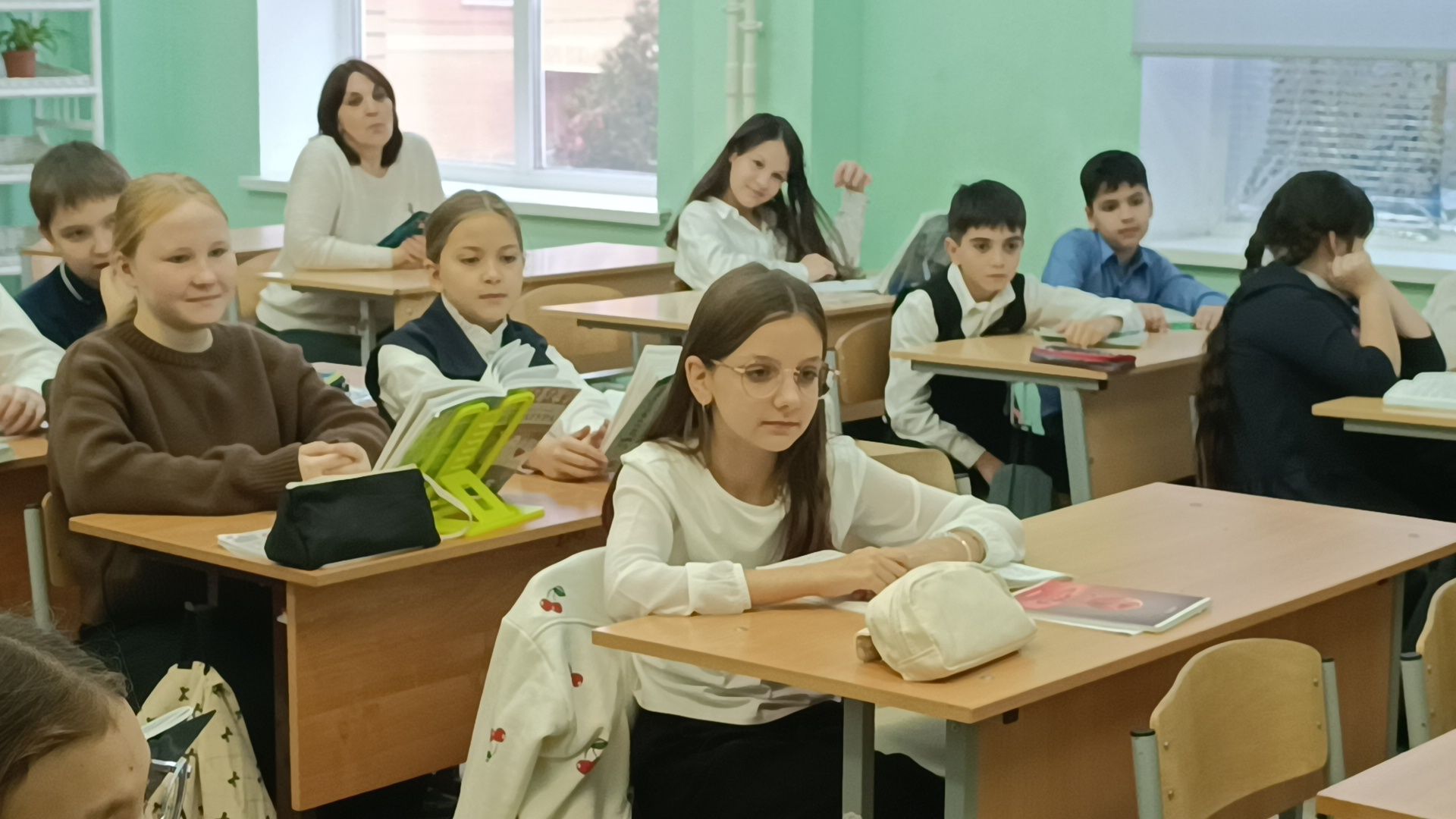 школа, лобня, библиотека,