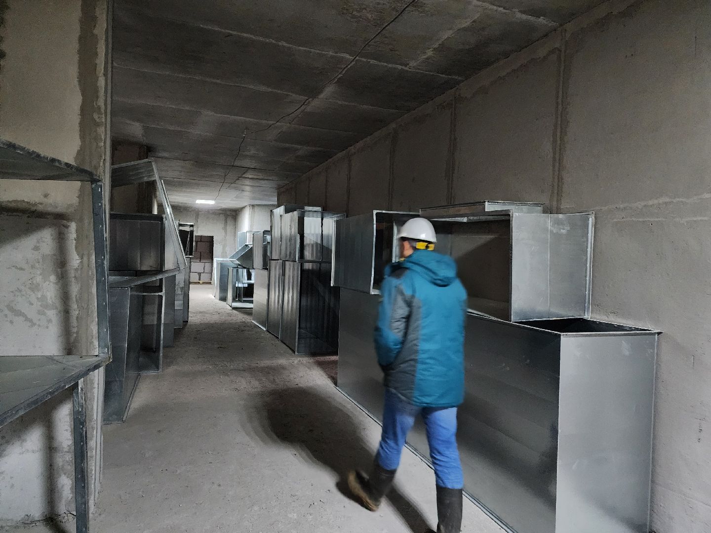 чехов, поселок мещерское, психиатрическая больница, новый лечебный корпус, строительство, реконструкция, монтаж металлоконструкций, пожарная лестница, воздуховоды, система вентиляции, инженерные сети, внутренняя отделка помещений, каменная кладка, перегородки, сварочные работы, нацпроект здравоохранение, госпрограмма московской области,