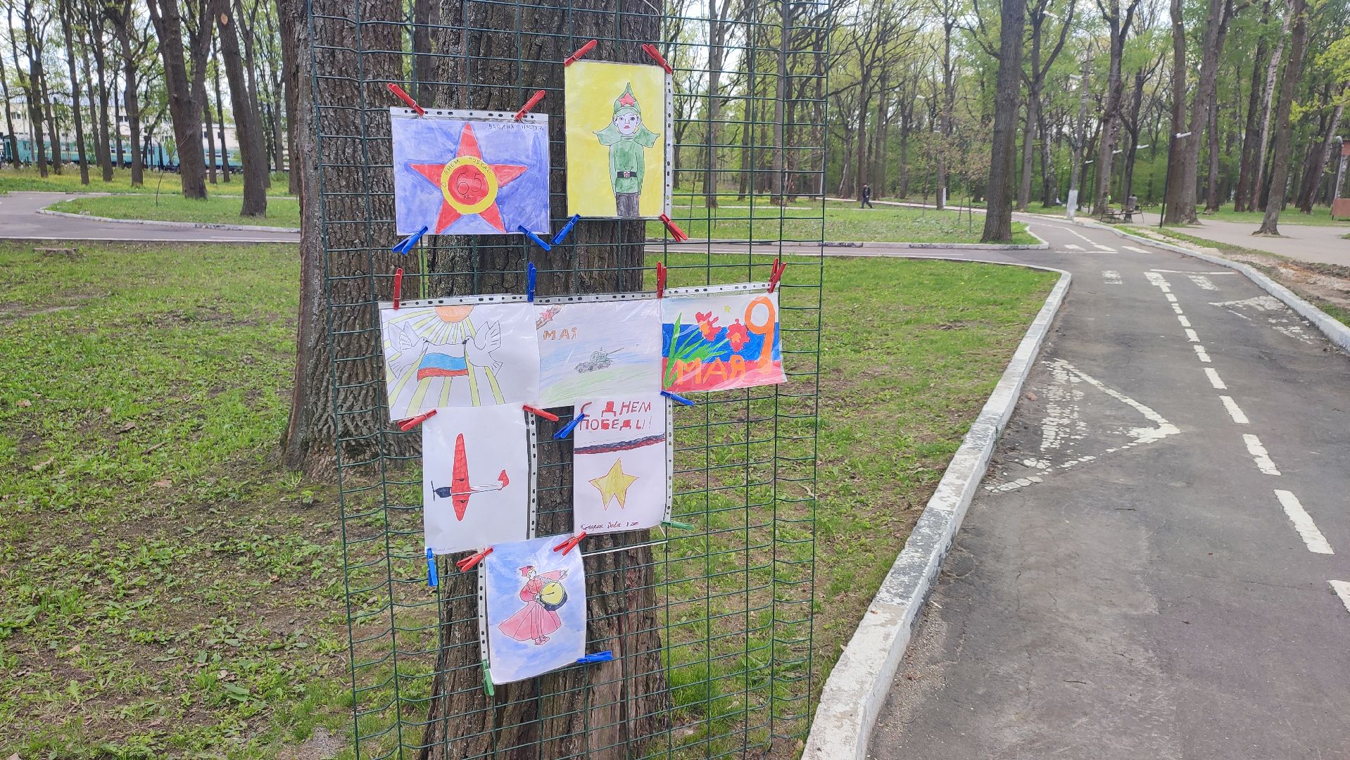 Кашира, Ожерелье, парк, дубовая роща, входная группа, фонари