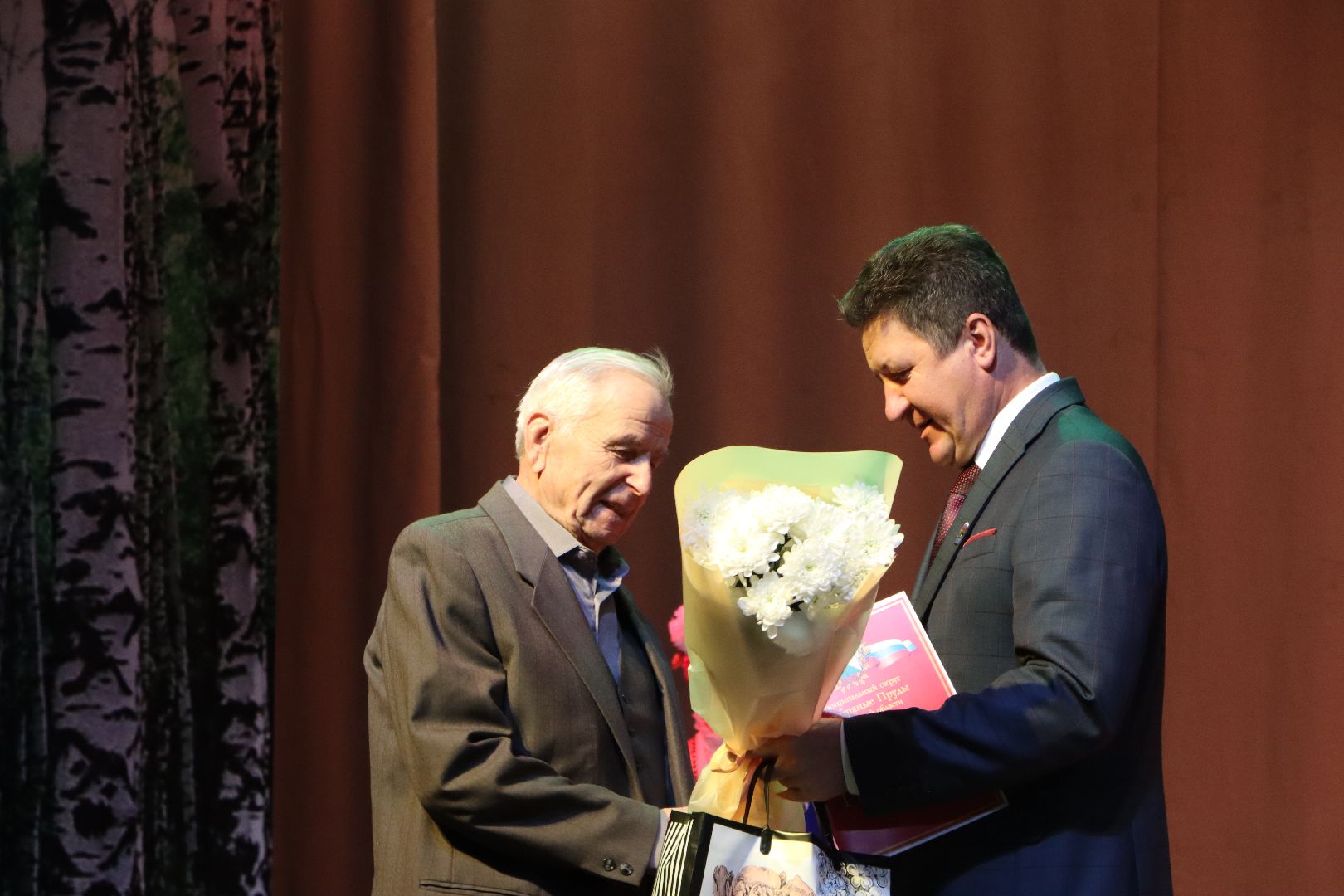 90-лет юбилей, сельское хозяйство, серебряные пруды, владимир школьный,