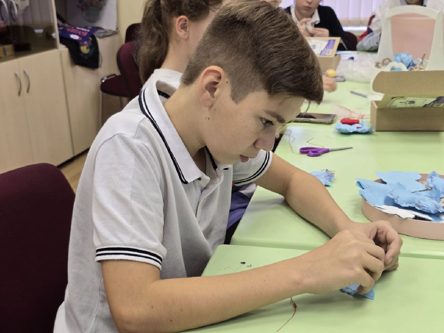 можайск, можайский муниципальный округ, подмосковье, центр детских инициатив , школа Гармония, школьники, ангелы победы, теплый плед,добрые инициативы ,