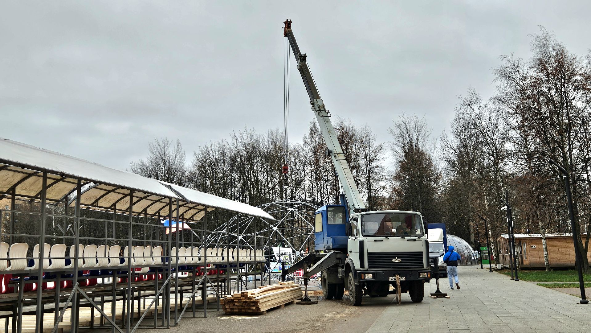 долгопрудный, центральный парк победы, ледовый каток,  зима в подмосковье, зима в подмосковье 2025,