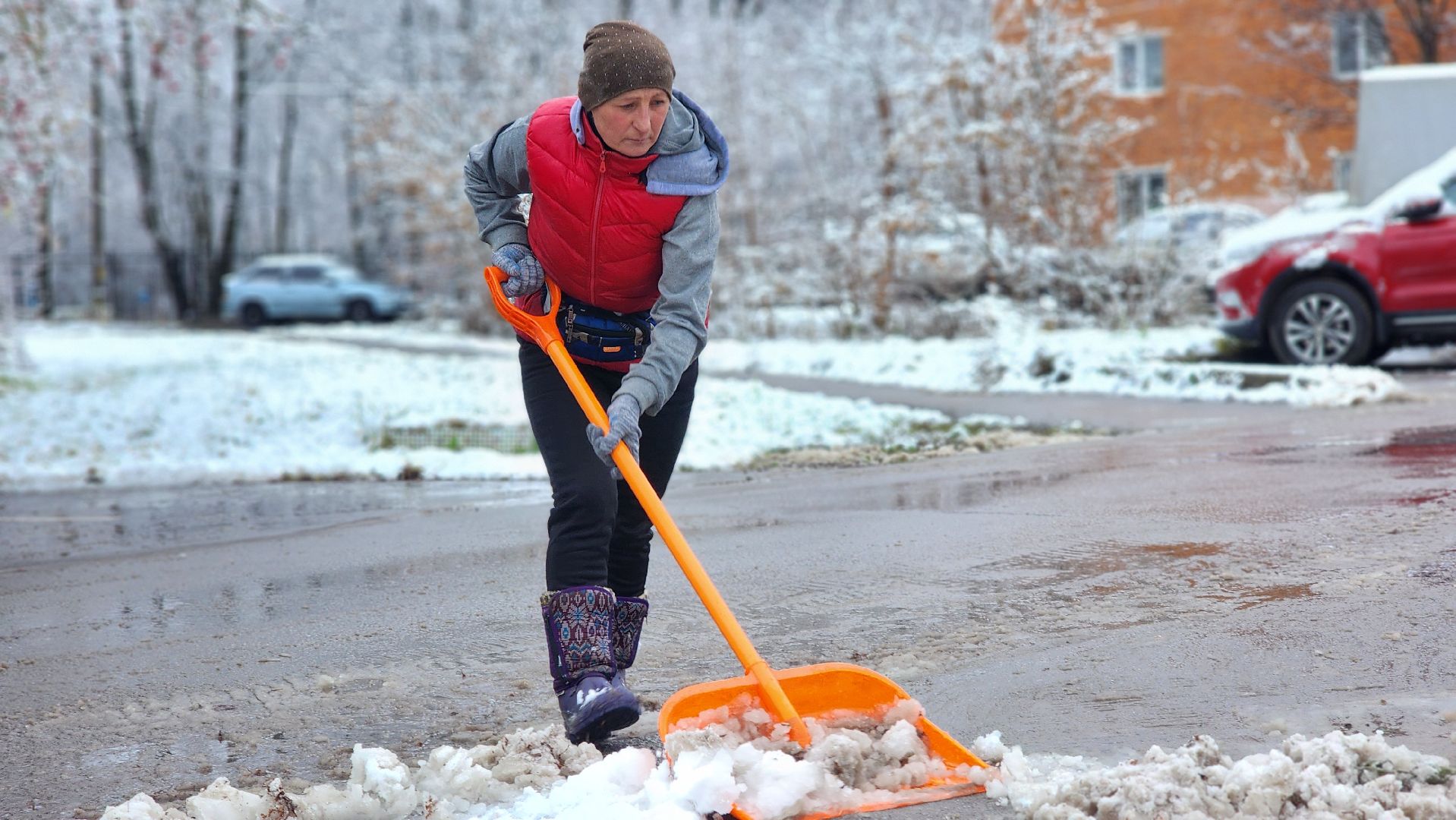 волоколамск, первый снег, жкх,