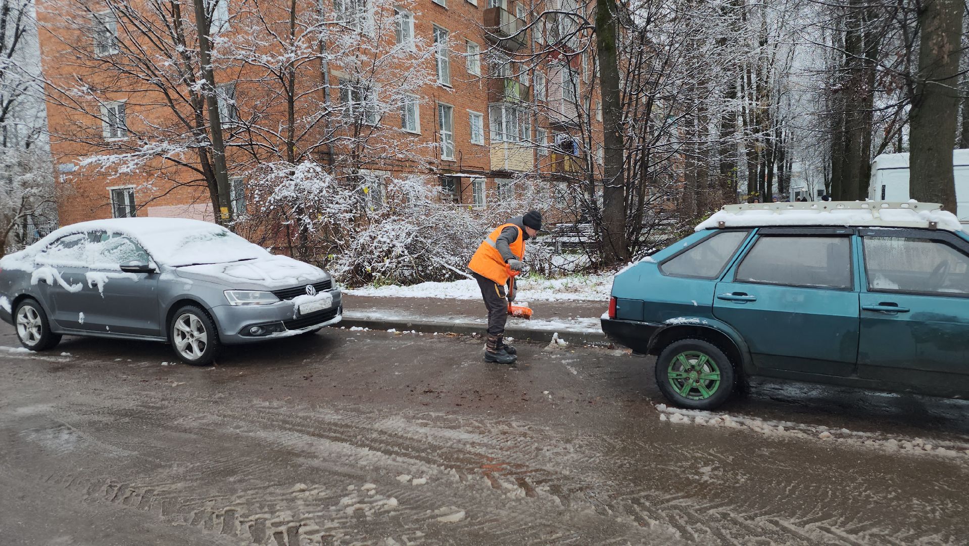 волоколамск, первый снег, жкх,