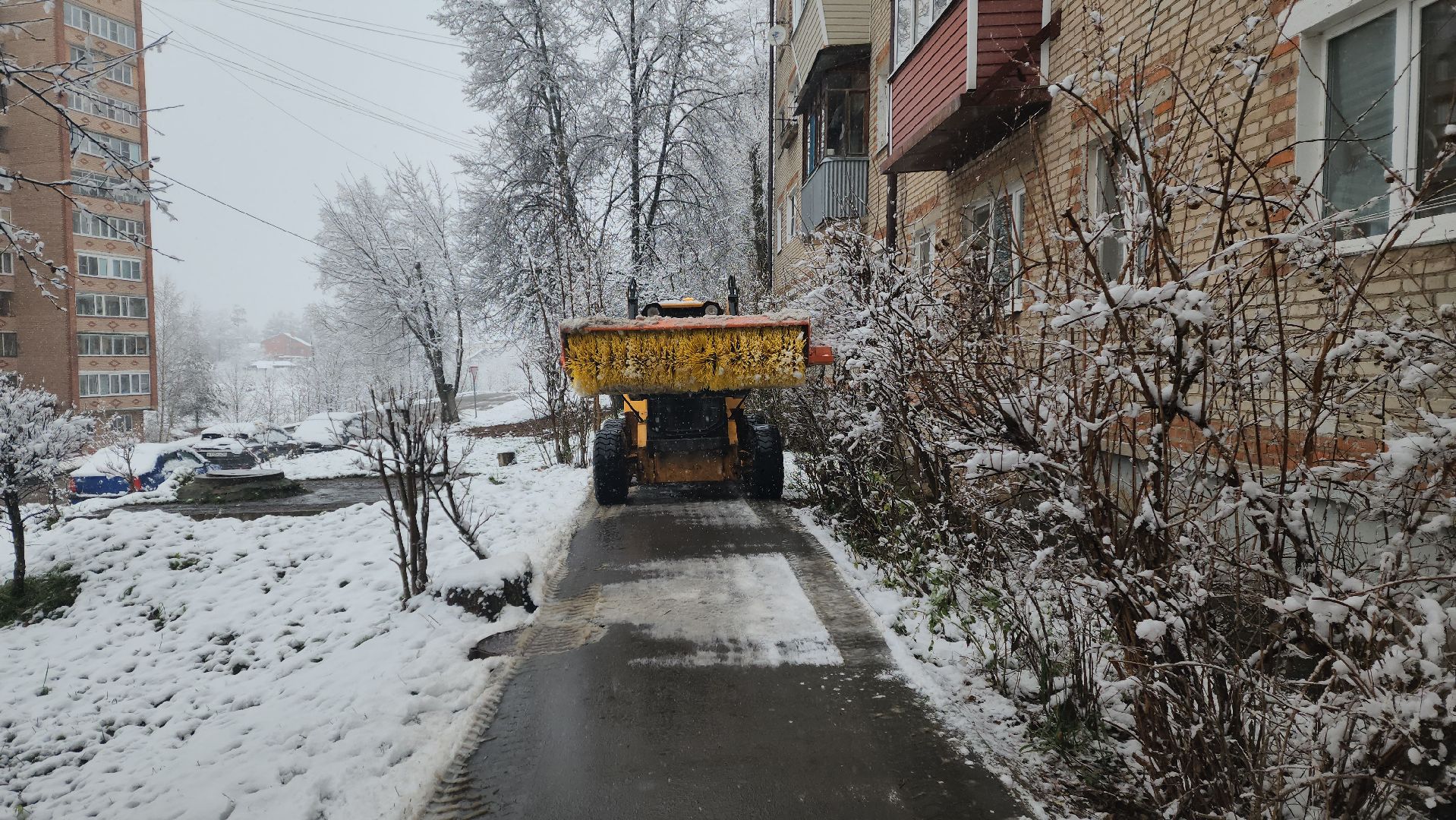 красноармейск, городской округ пушкинский, первый снегопад, уборка снега,