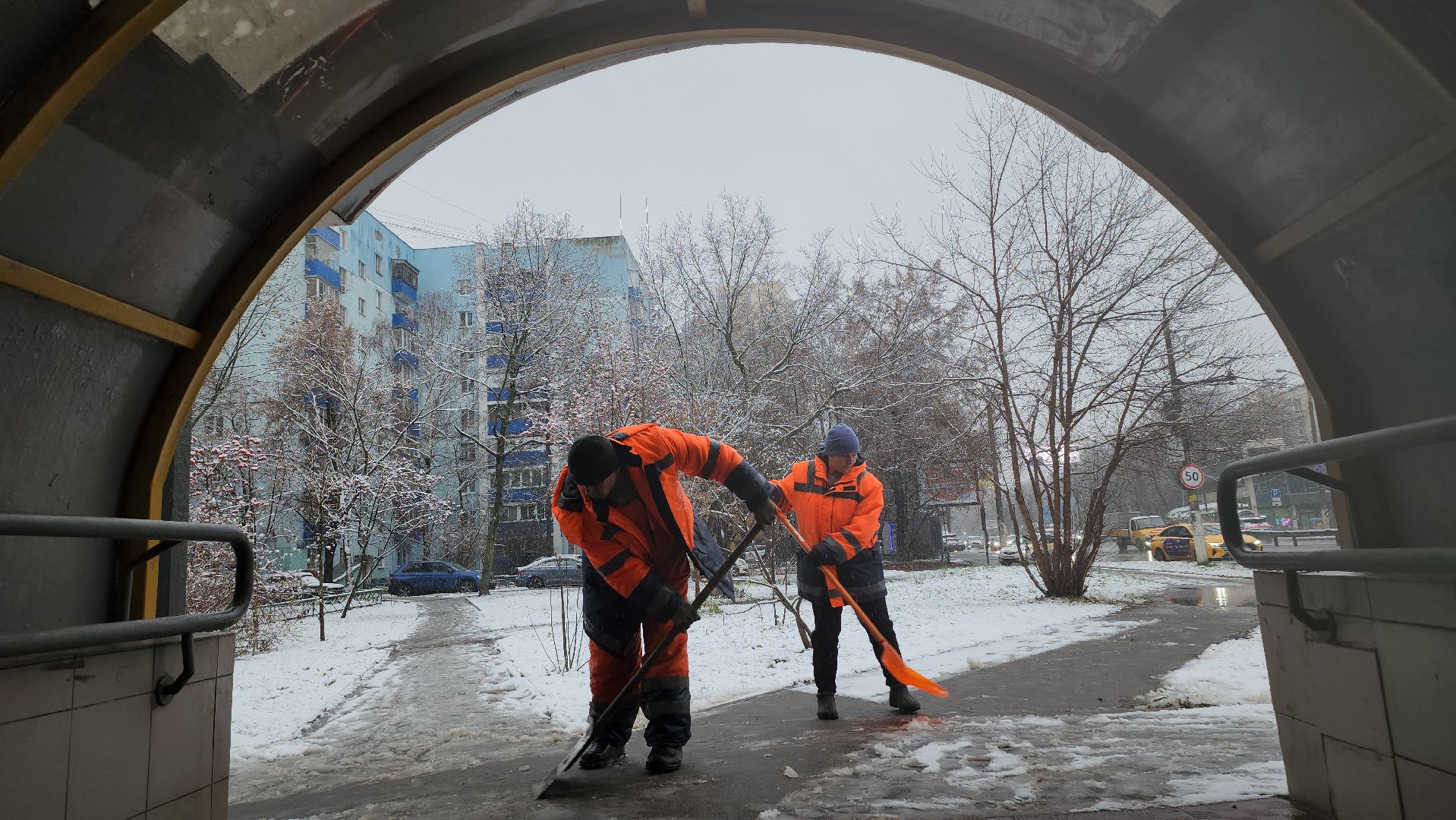 люберцы, первый снег, расчистка снега,