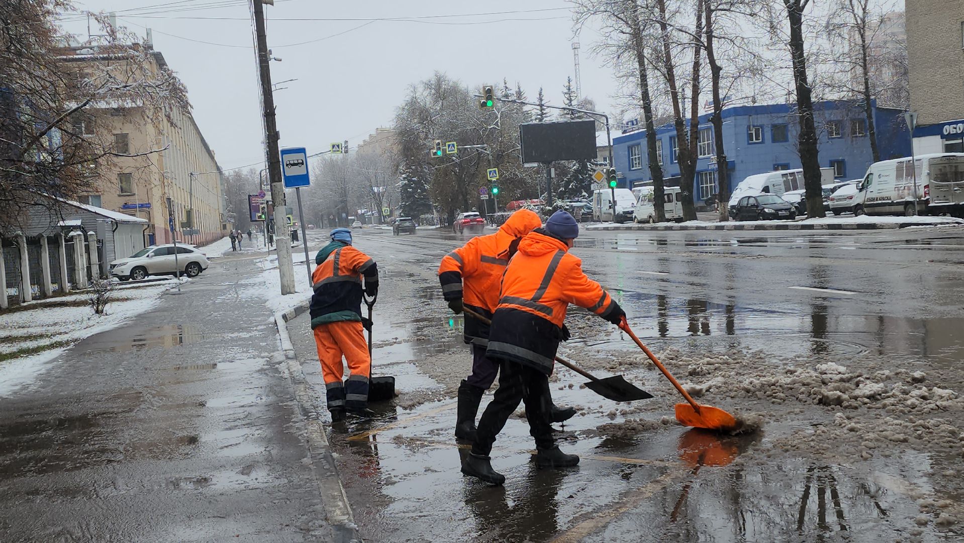 люберцы, первый снег, расчистка снега,