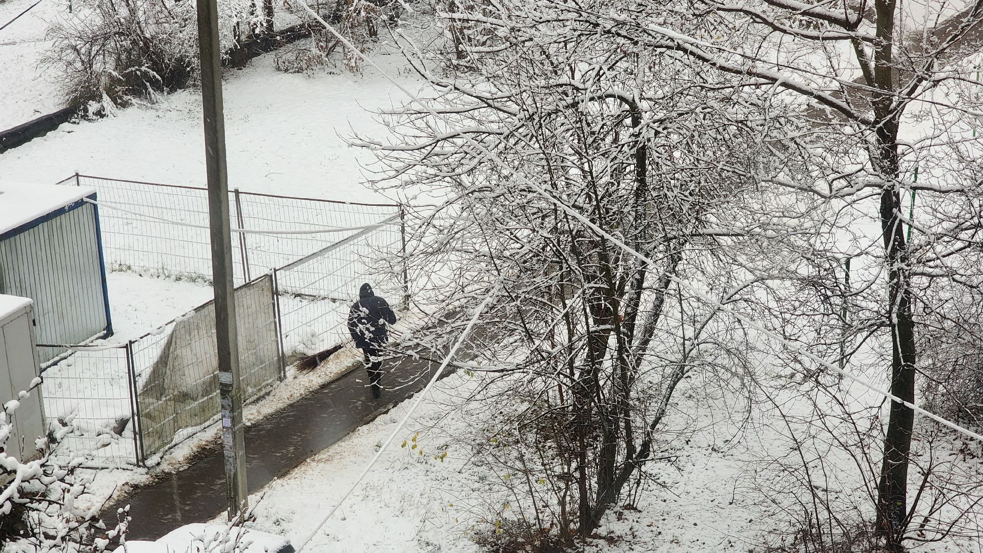 Снегопад, Уборка снега, Центральный парк Лобни , Лобня,