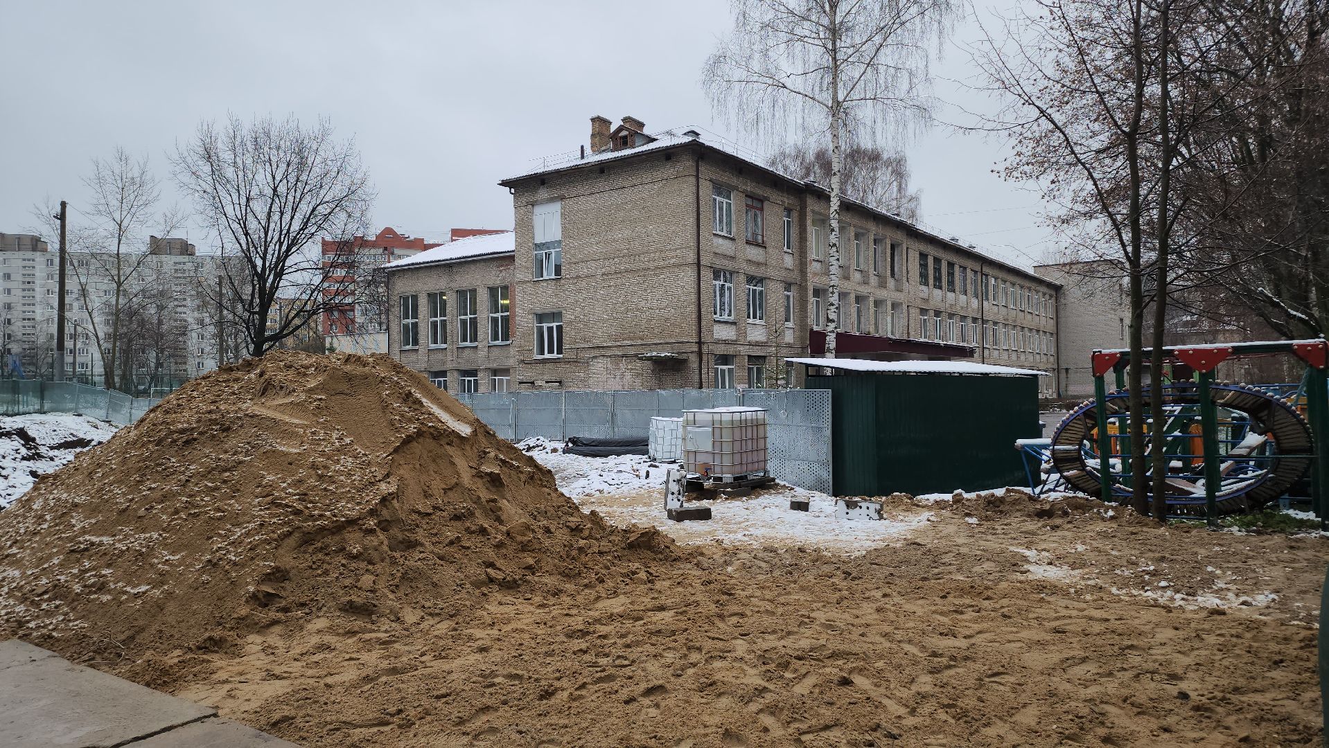 люберцы, выездная администрация, глава люберец владимир волков, жители, строительство фока,детская площадка,