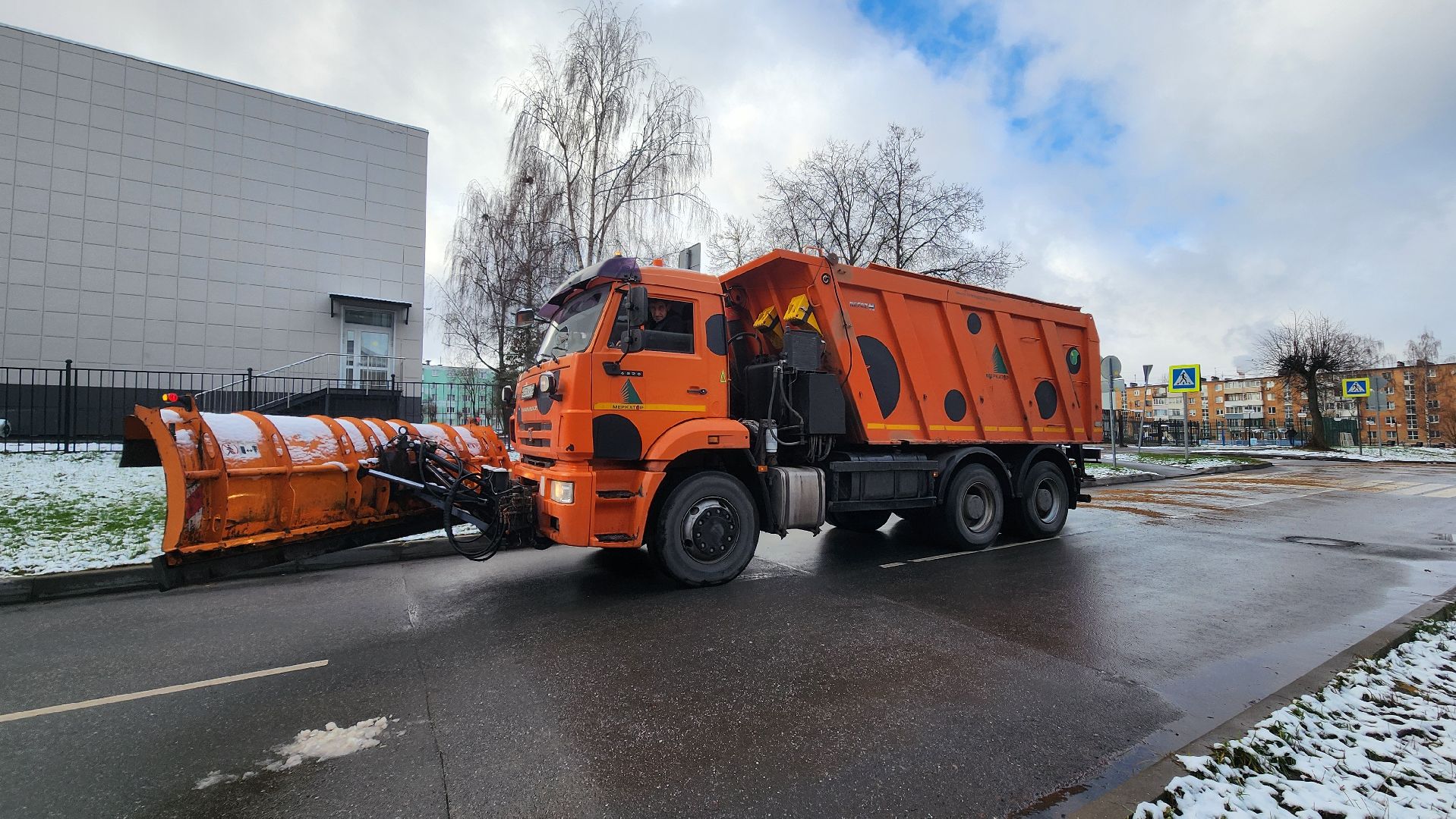 клин , гололед, жестянщика, обработка дорог,