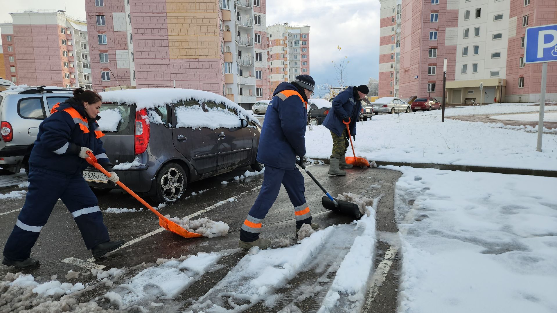 Руза, благоустройство, Первый снег, Уборка снега,