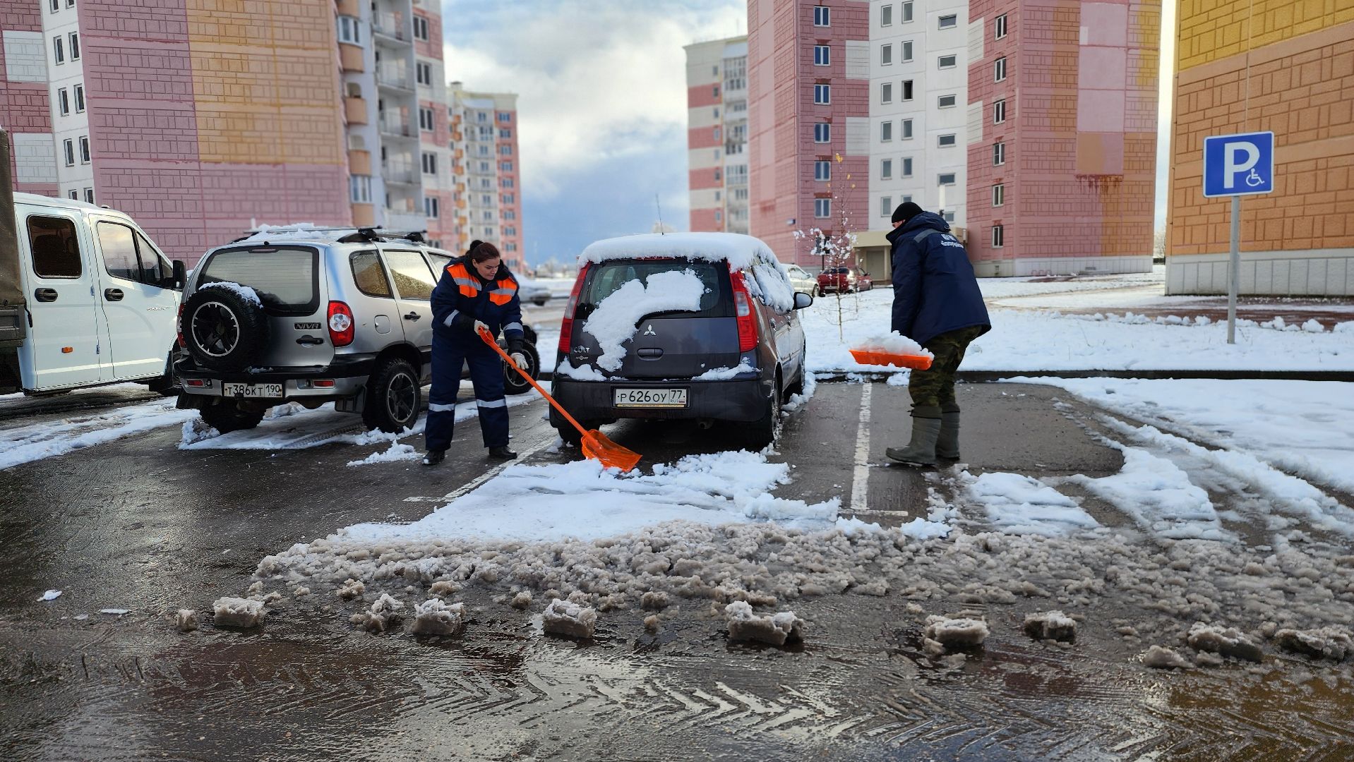 Руза, благоустройство, Первый снег, Уборка снега,