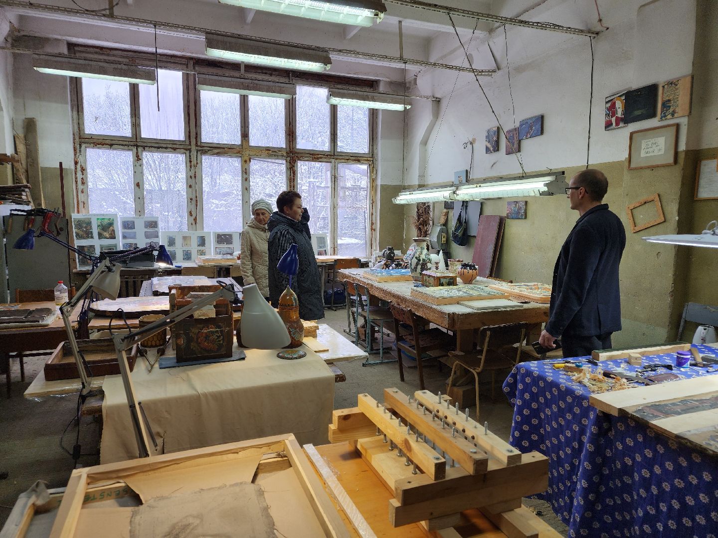 сергиев посад, сергиево-посадский городской округ, хотьково, абрамцево, абрамцевский колледж, ахпк, абрамцево-кудринская резьба, живопись, художественно-промышленный колледж, университет строганова, резьба по дереву, резьба по кости,