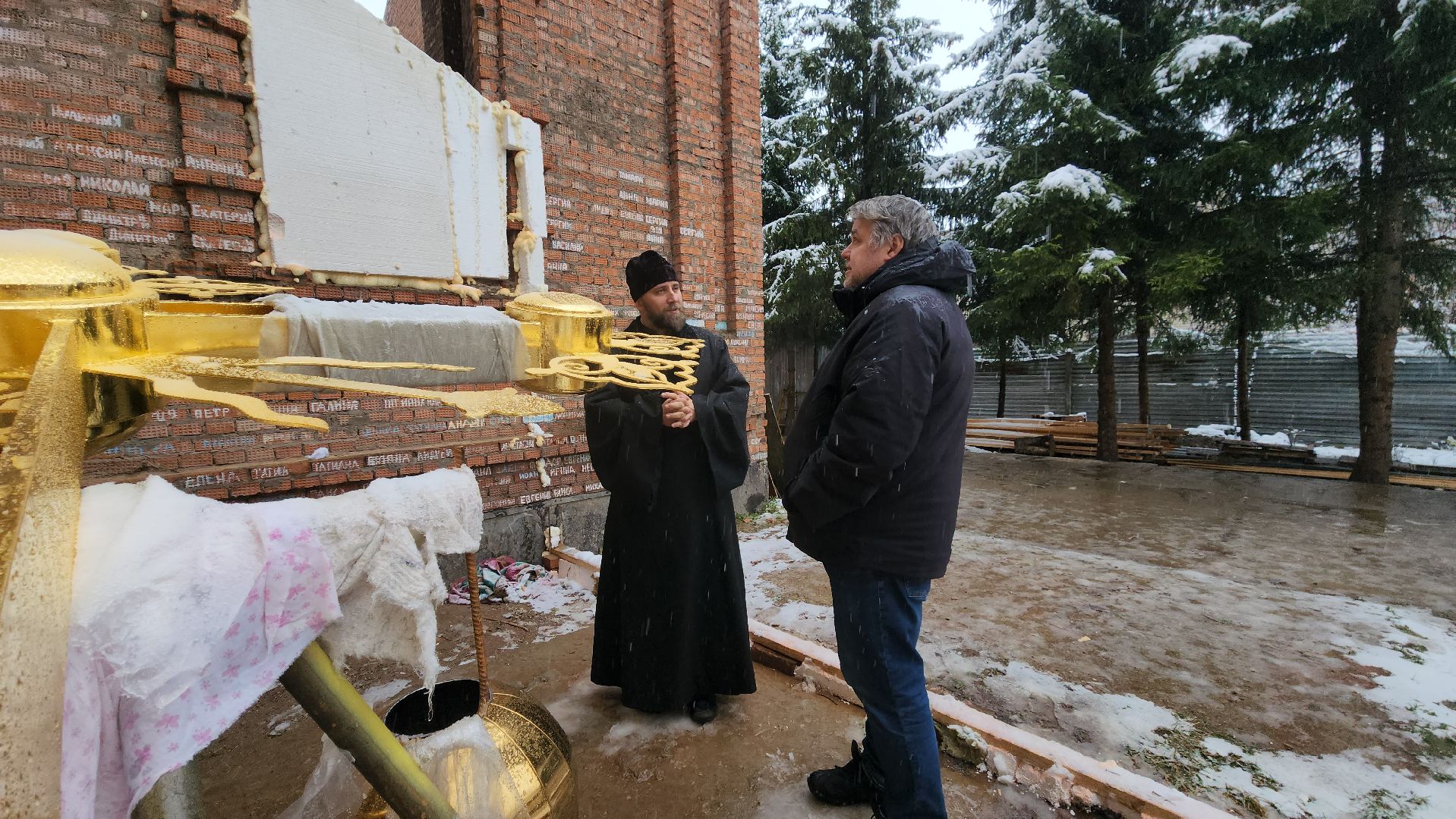 купол над храмом, Лобня,храм в лобне,