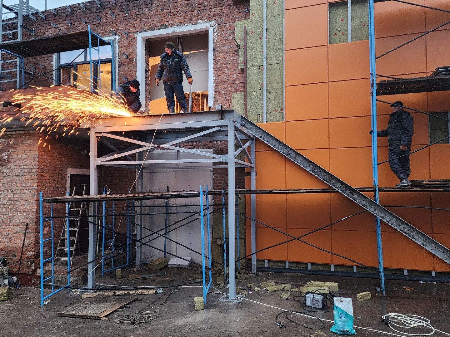 чехов, улица ильича 34а, детский сад, дошкольное отделение, лицей 4, капитальный ремонт, капремонт здания, фасадные работы, утепление наружных стен, облицовка, гидроизоляция, замена кровли, госпрограмма московской области, реконструкция,входная группа, пожарные лестницы, наружные работы,обновление,