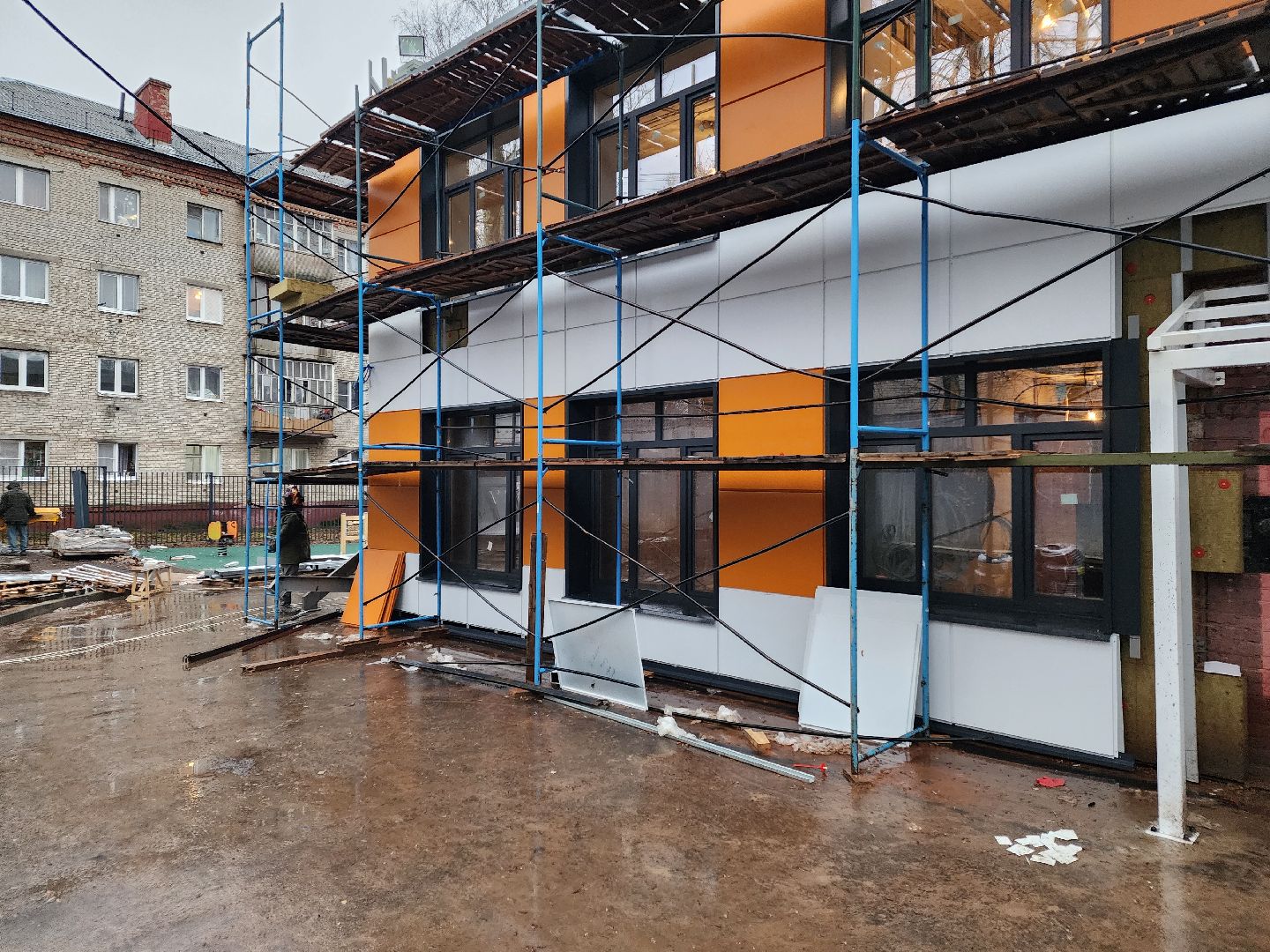 чехов, улица ильича 34а, детский сад, дошкольное отделение, лицей 4, капитальный ремонт, капремонт здания, фасадные работы, утепление наружных стен, облицовка, гидроизоляция, замена кровли, госпрограмма московской области, реконструкция,входная группа, пожарные лестницы, наружные работы,обновление,