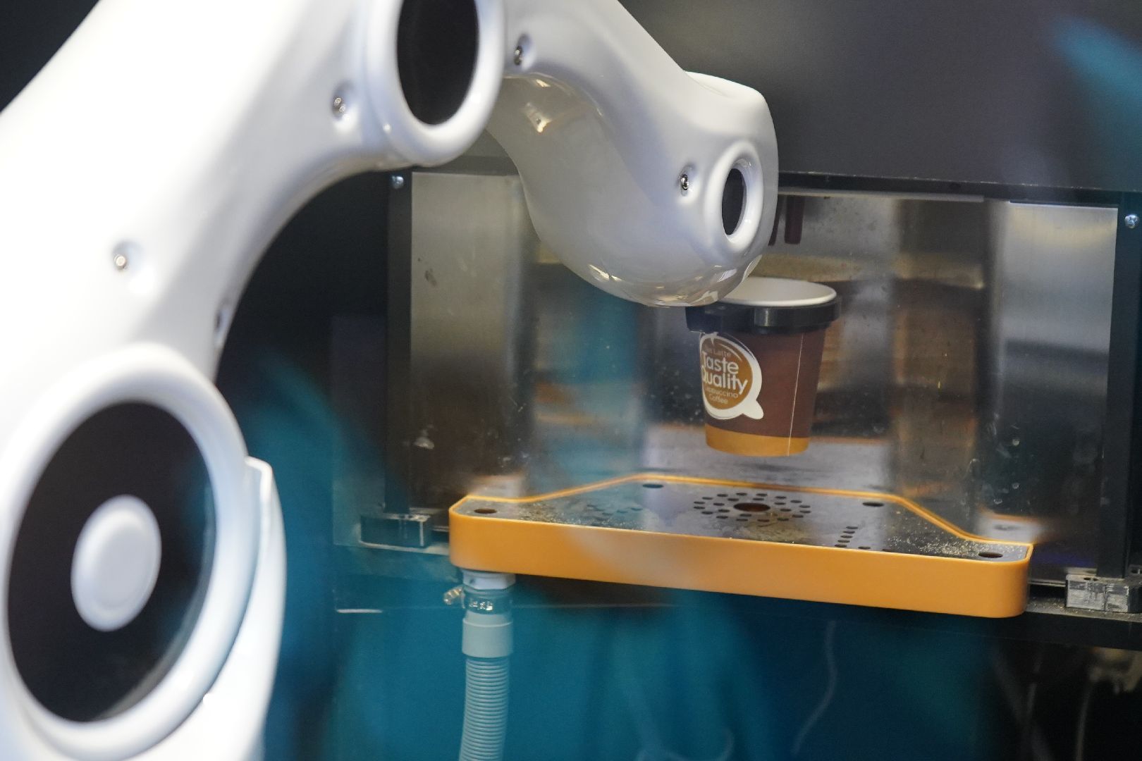 ступино, парк островского, робот Монти, кофе,