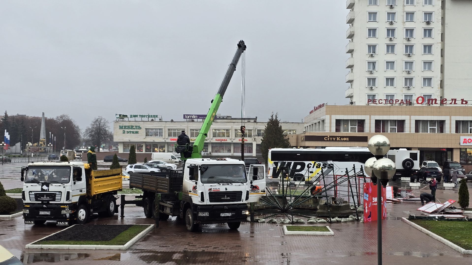 Коломна, новогодняя елка,подготовка к новому году,