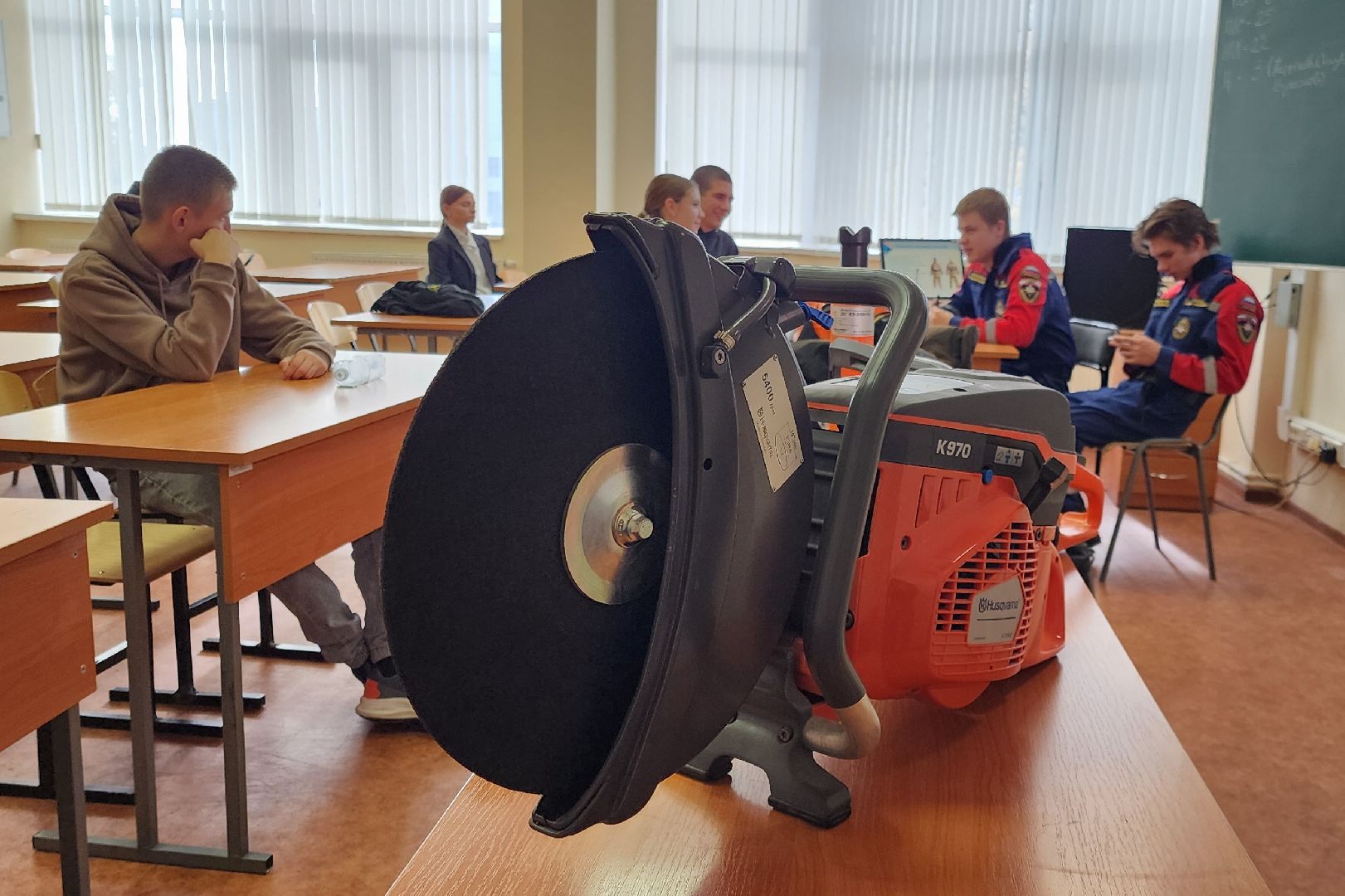 Химки, волонтеры, МЧС, спасатели,