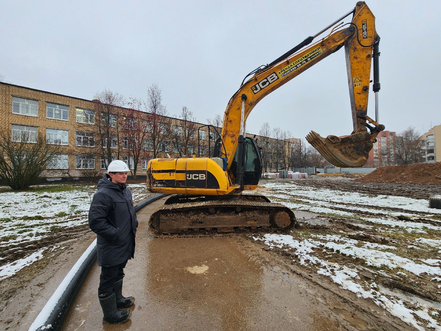 чехов, улица чехова 8а, гимназия 2, пристройка, новый корпус, строительство, реконструкция, прокладка инженерных сетей, водопровод, сеть водоснабжения, вынос кабелей, система электроснабжения, канализация, теплотрасса, котлован, фундамент, земляные работы, госпрограмма московской области,