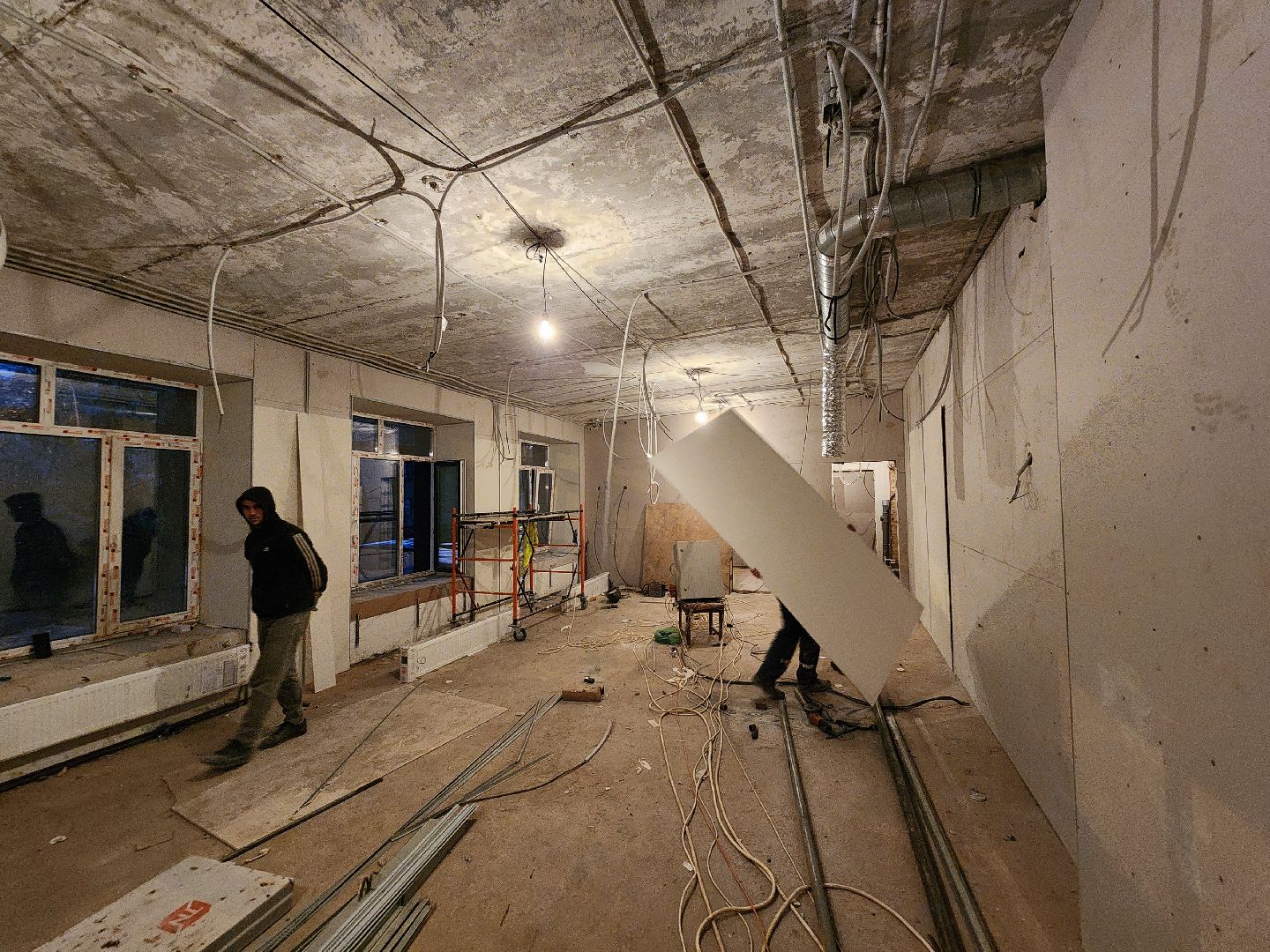 чехов, улица ильича 34а, дошкольное отделение, лицей 4, детский сад, капитальный ремонт, реконструкция, капремонт здания, внутренняя отделка помещений, черновая отделка, чистовая отделка, облицовка панелями, прокладка инженерных сетей,  внутренние коммуникации, водоснабжение, канализация, отопление, слаботочные системы, вентиляция, замена кровли, фасадные работы, госпрограмма московской области,