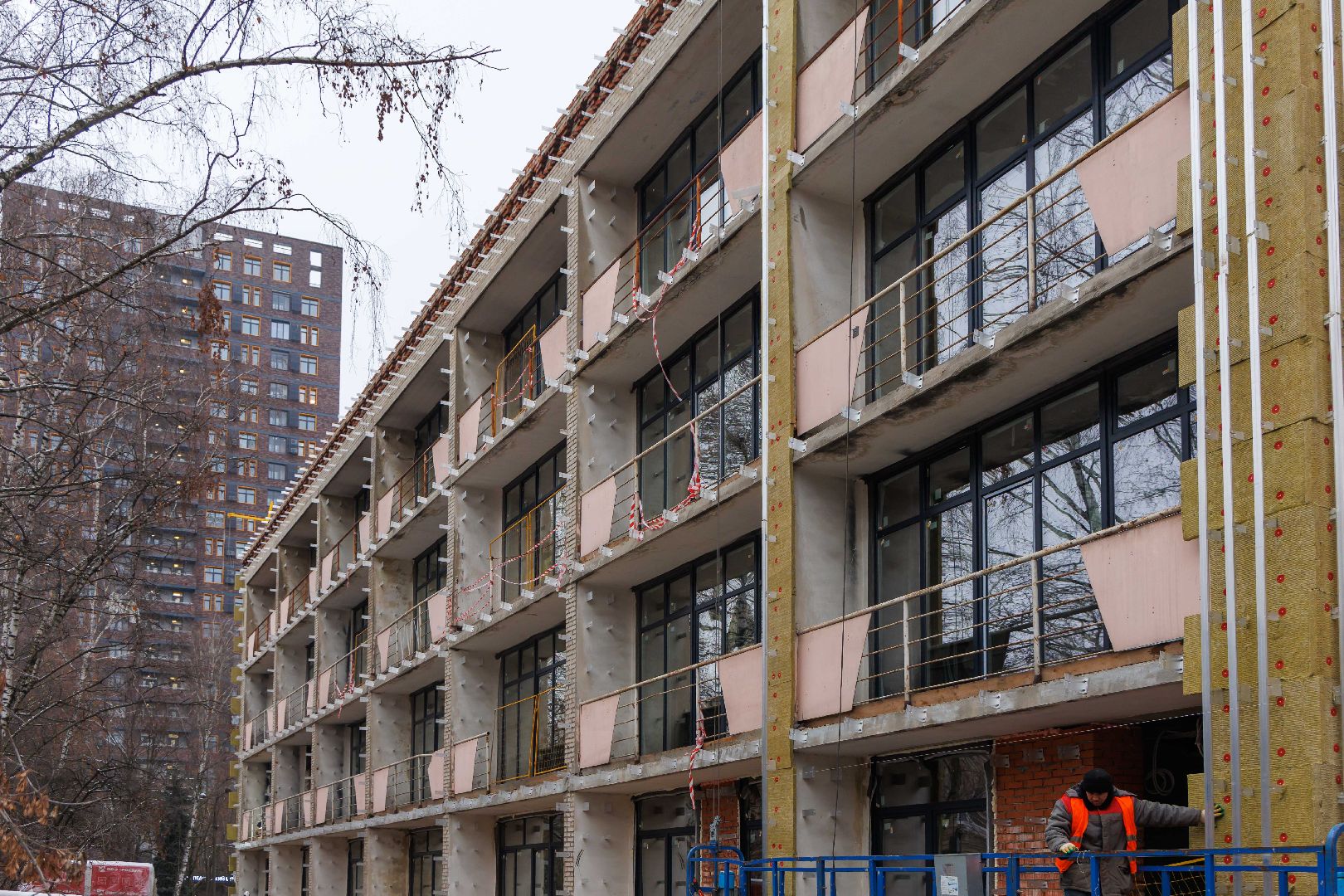 люберцы, ремонт ухтомской больницы, строители,