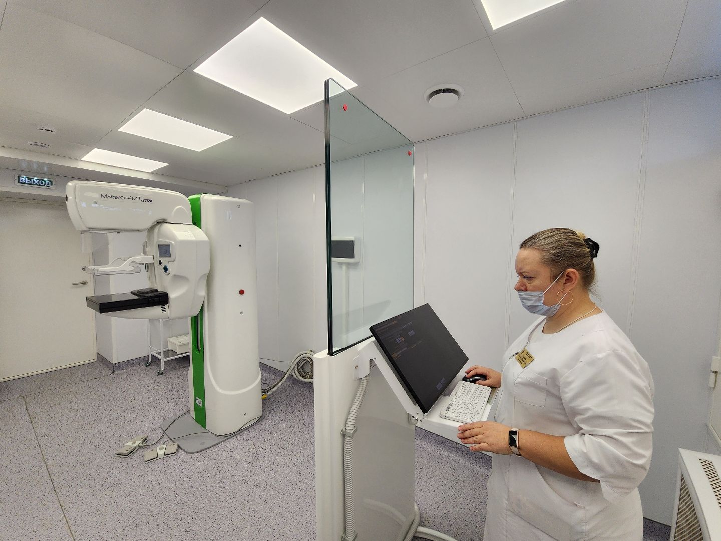 чехов, чеховская больница, поликлиника на улице гагарина 37а, кабинет маммографии, отрыта запись, емиас, запись на прием, новый маммограф, цифровой аппарат, обследования, диагностика, молочные железы,нацпроект здравоохранение, госпрограмма московской области, замена оборудования,