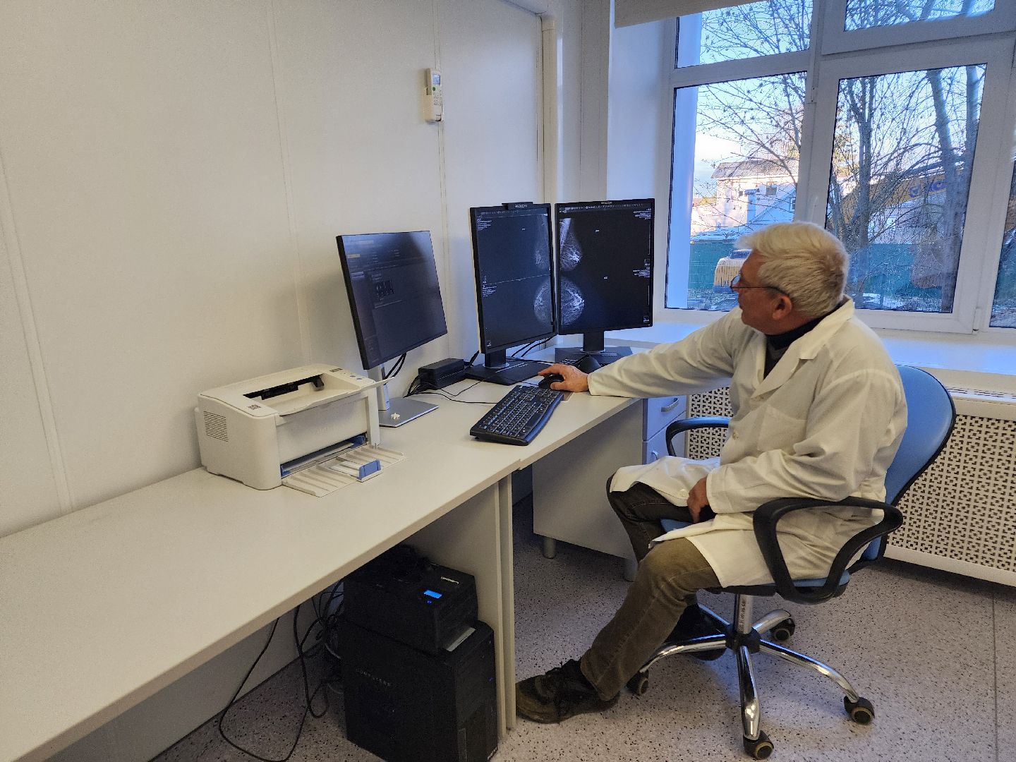 чехов, чеховская больница, поликлиника на улице гагарина 37а, кабинет маммографии, отрыта запись, емиас, запись на прием, новый маммограф, цифровой аппарат, обследования, диагностика, молочные железы,нацпроект здравоохранение, госпрограмма московской области, замена оборудования,