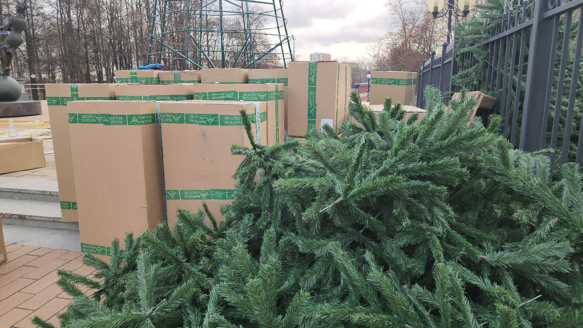 Люберцы, новогодняя елка, жкх,