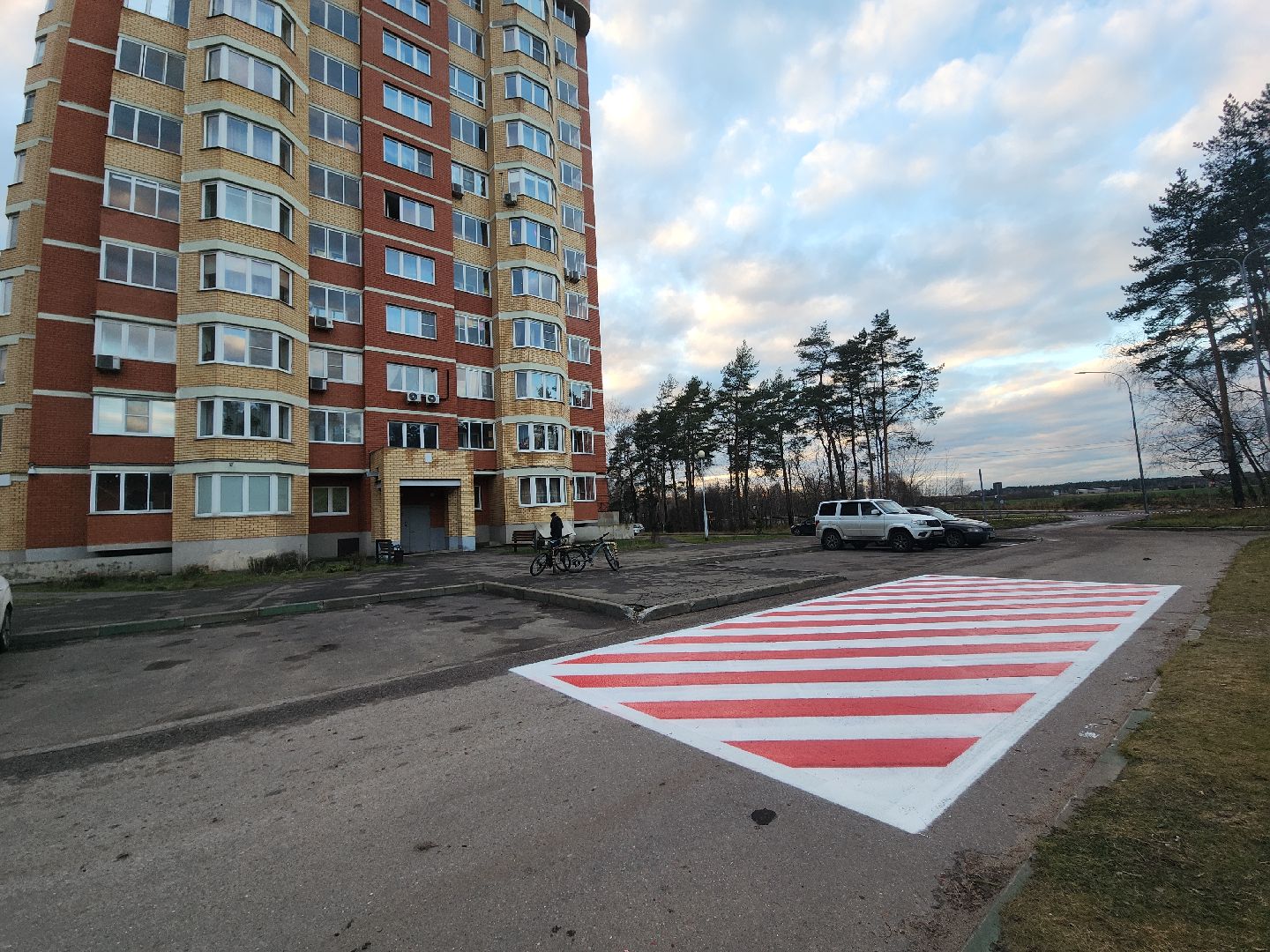 Черноголовка, Парковка спецтранспорта, Дороги,