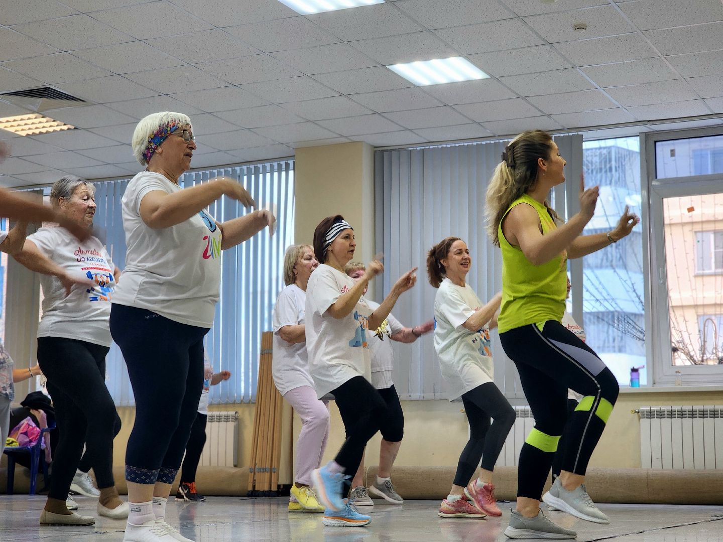 зумба, пенсионеры, активное долголетие, спорт в реутове,