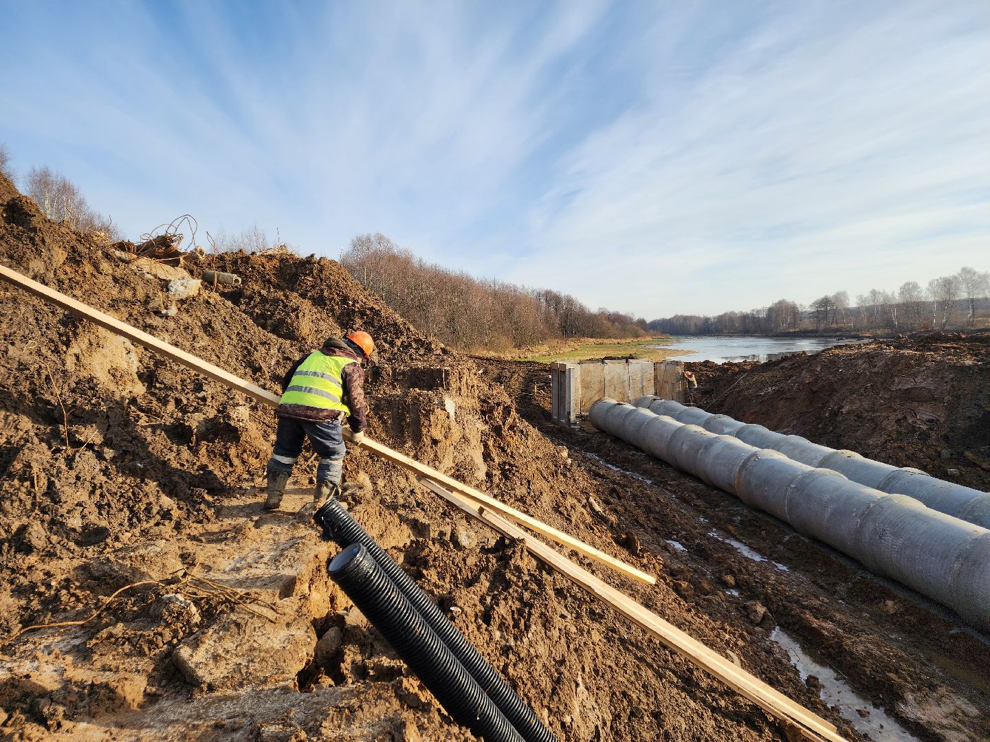 чехов, деревня капустино, плотина, капитальный ремонт, капремонт плотины, реконструкция, система водосброса, водосток, госпрограмма московской области, мбу экология и природопользование, сергей дьячков,обращения жителей, портал добродел,водовыпуск, земляной вал, водоотвод,