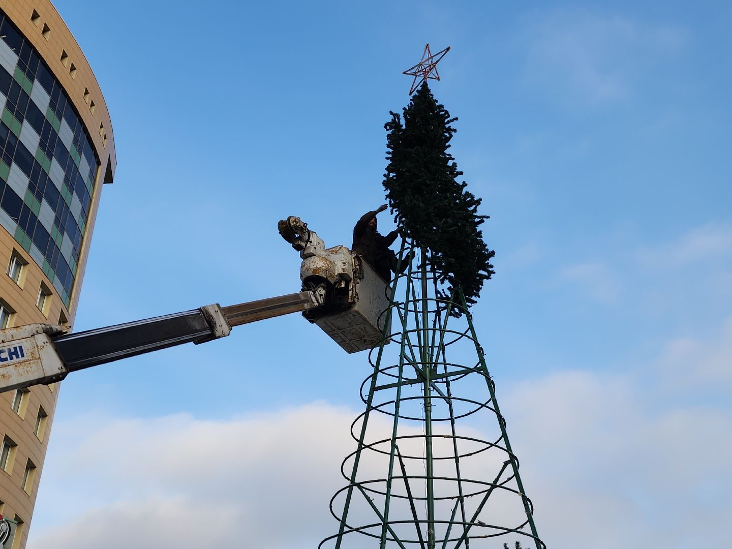 фрязино, установка елки, зима в подмосковье, монтаж елки, ёлка,