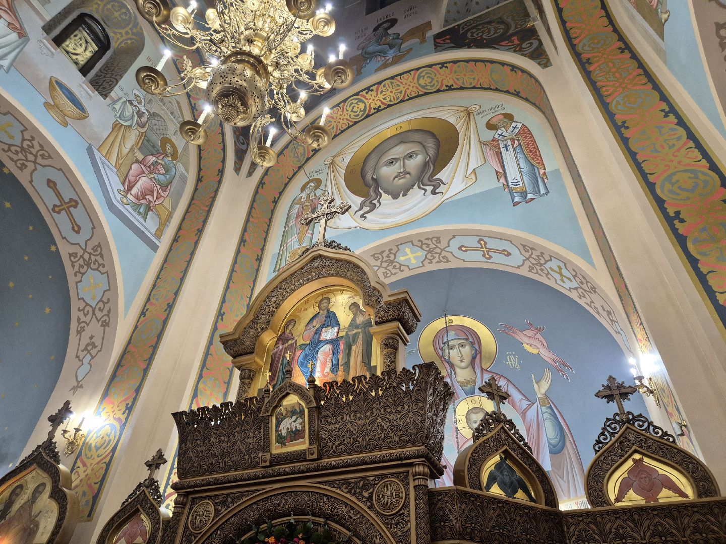 роспись храма, храм новомученников орехово-зуевских, орехово-зуево, освящение росписи храма,