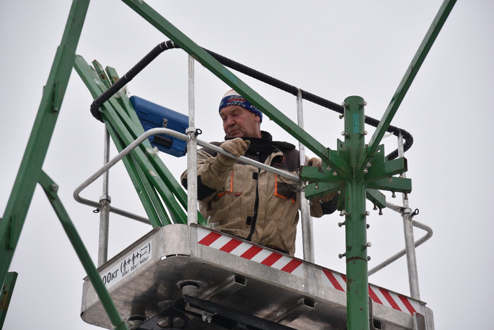 лотошино, благоустройство, новый год, новогодняя елка,