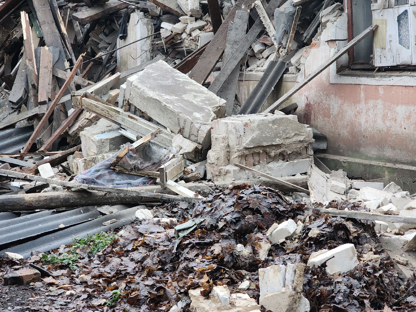снос аварийного дома, аварийный дом, благоуйстройство, старая купавна,  богородский городской округ,