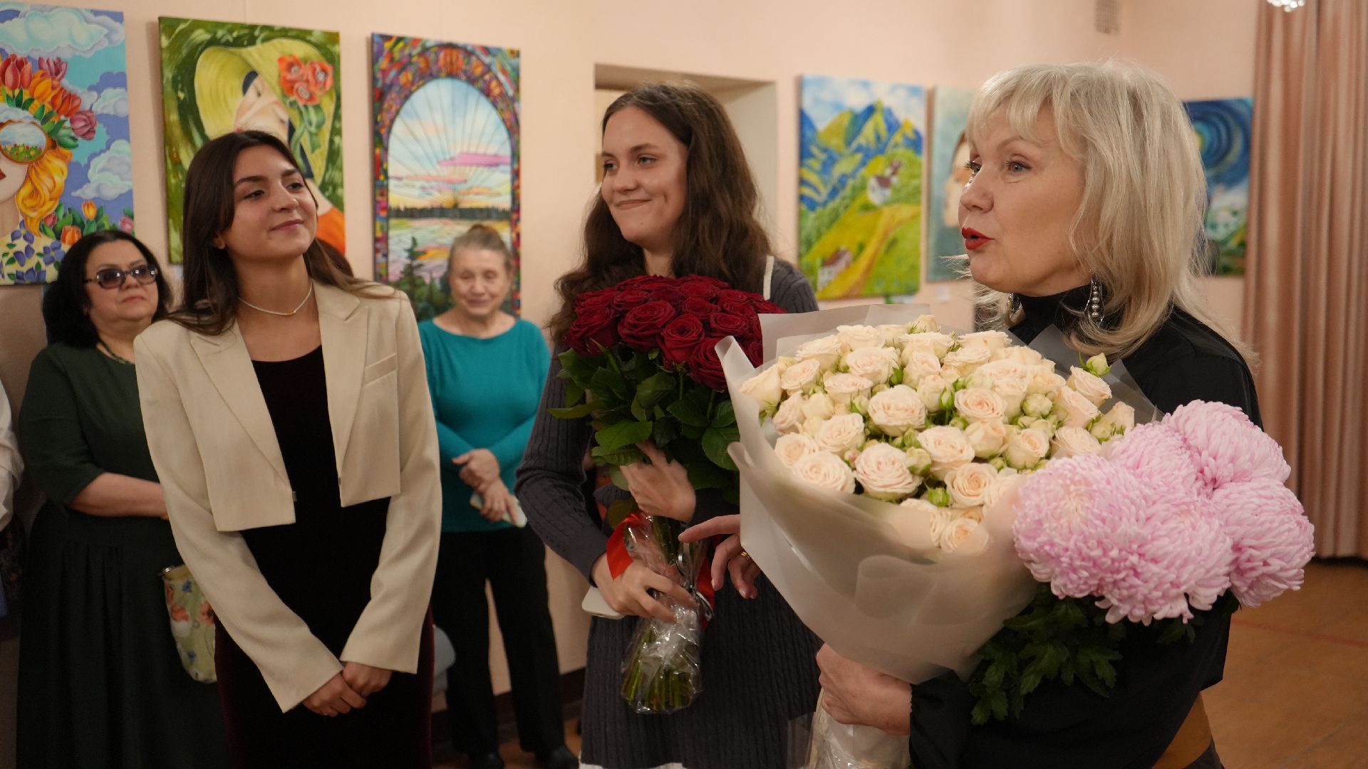 выставка, батик, народный коллектив ,