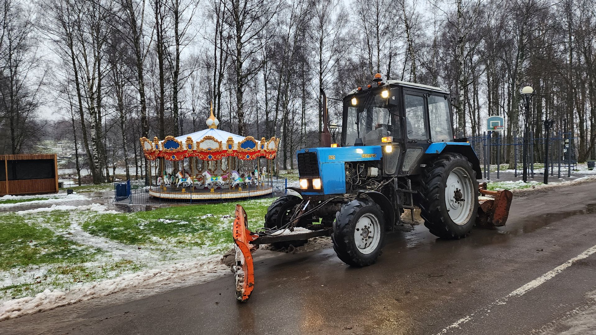 клин,  сестрорецкий парк, уборка снега ,