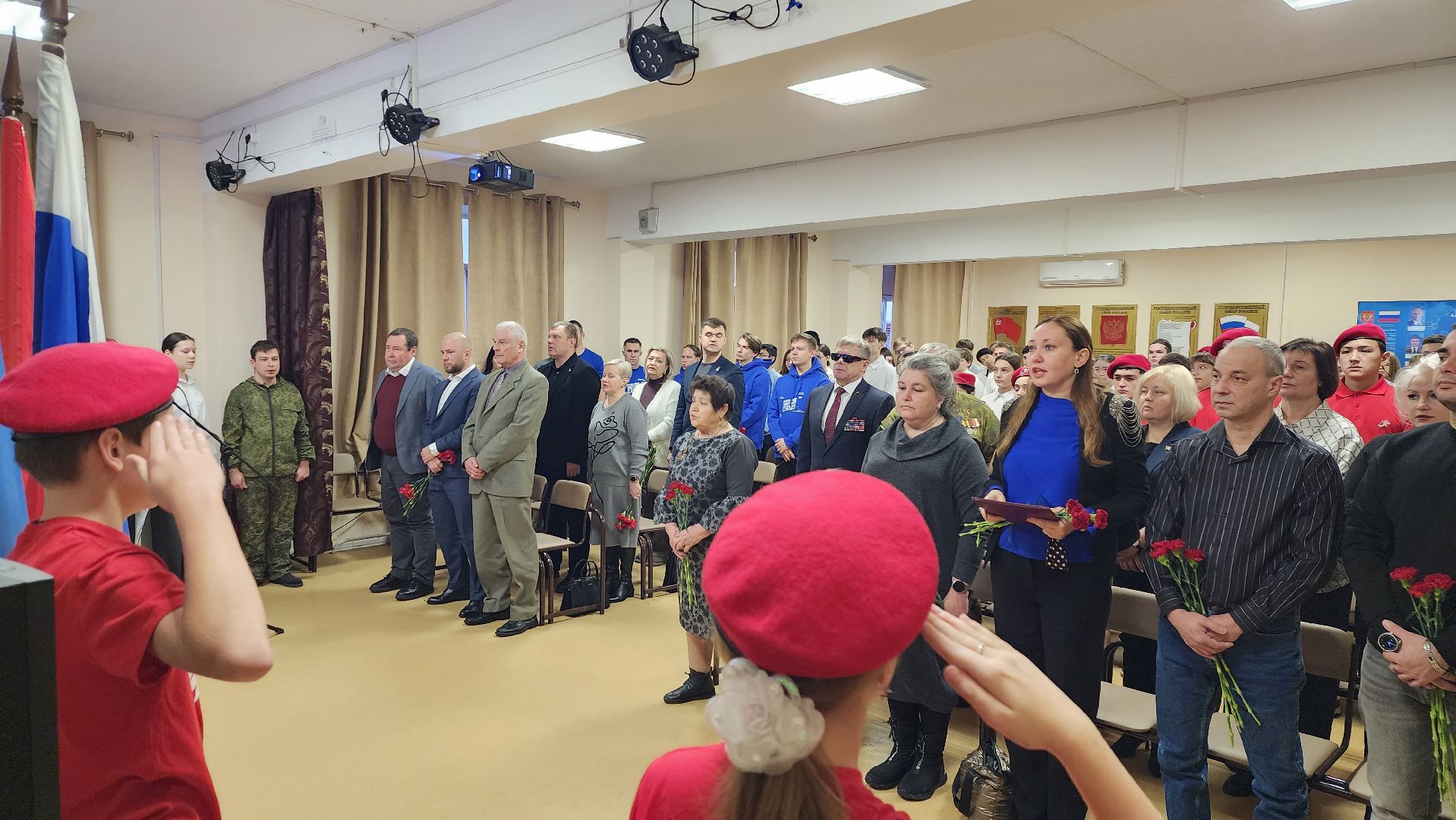 истра, парта героя, школа,