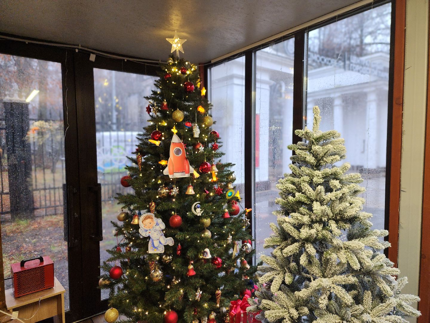 королёв, центральный городской парк в королеве , зима в подмосковье, парки в подмосковье , резиденция деда мороза в королеве,