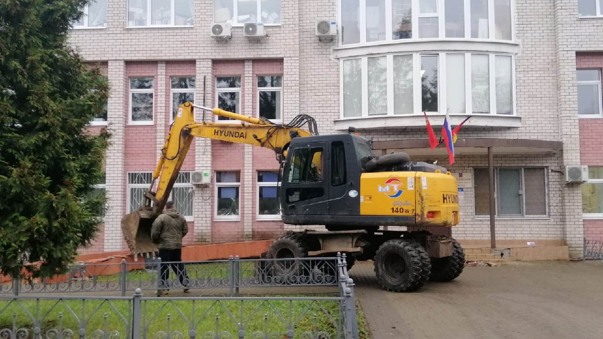 городской округ восход, благоустройство 2025, ремонт входной группы, ремонт крыльца,