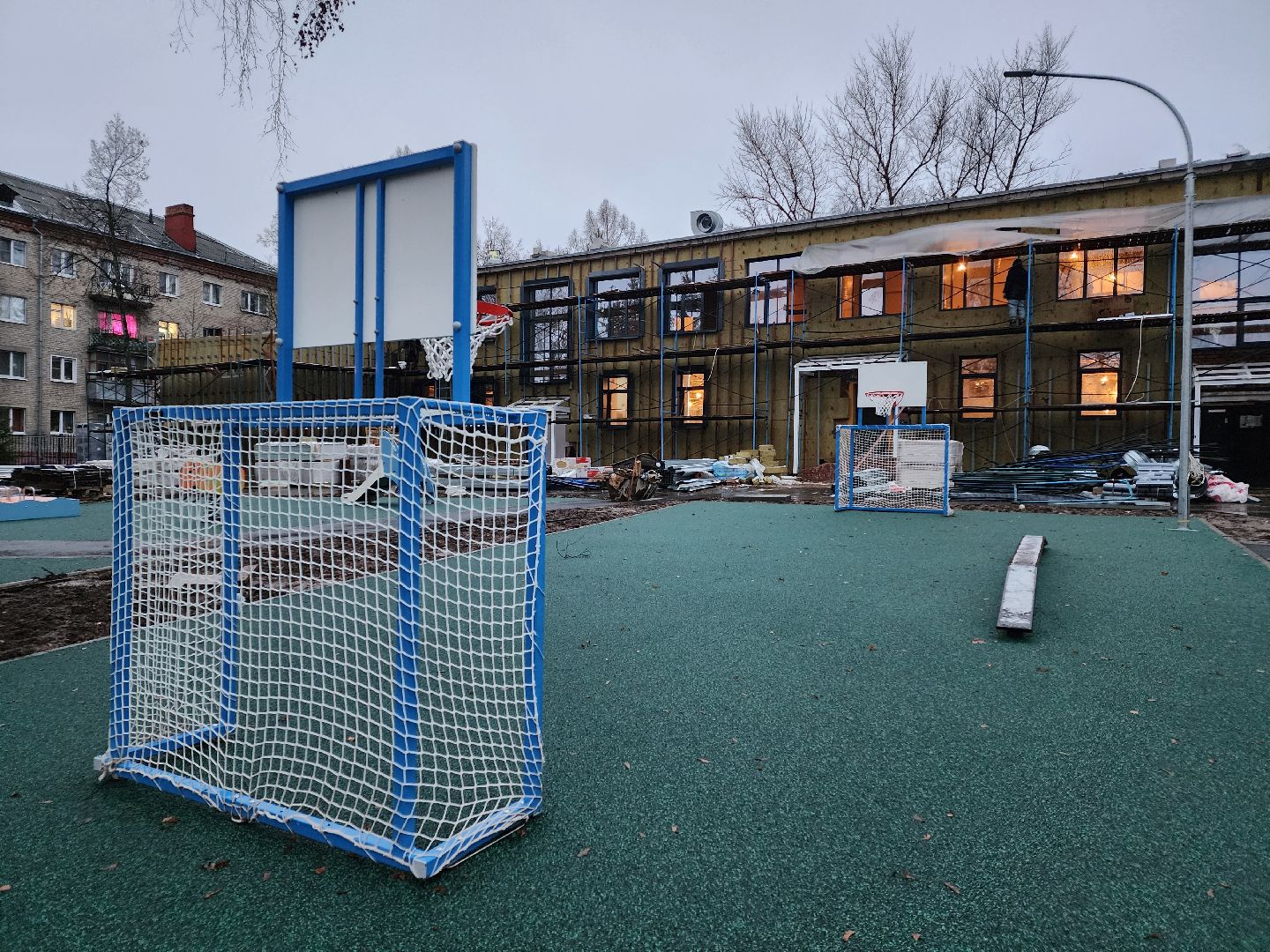 чехов, улица ильича 34а, детский сад, дошкольное отделение, лицей 4, капитальный  ремонт, капремонт здания, благоустройство территории , детские площадки, игровые элементы, пешеходные дорожки, освещение, лавочки и урны, детские павильоны, горки качели песочницы, фасадные работы , внутренняя отделка помещений ,госпрограмма московской области,